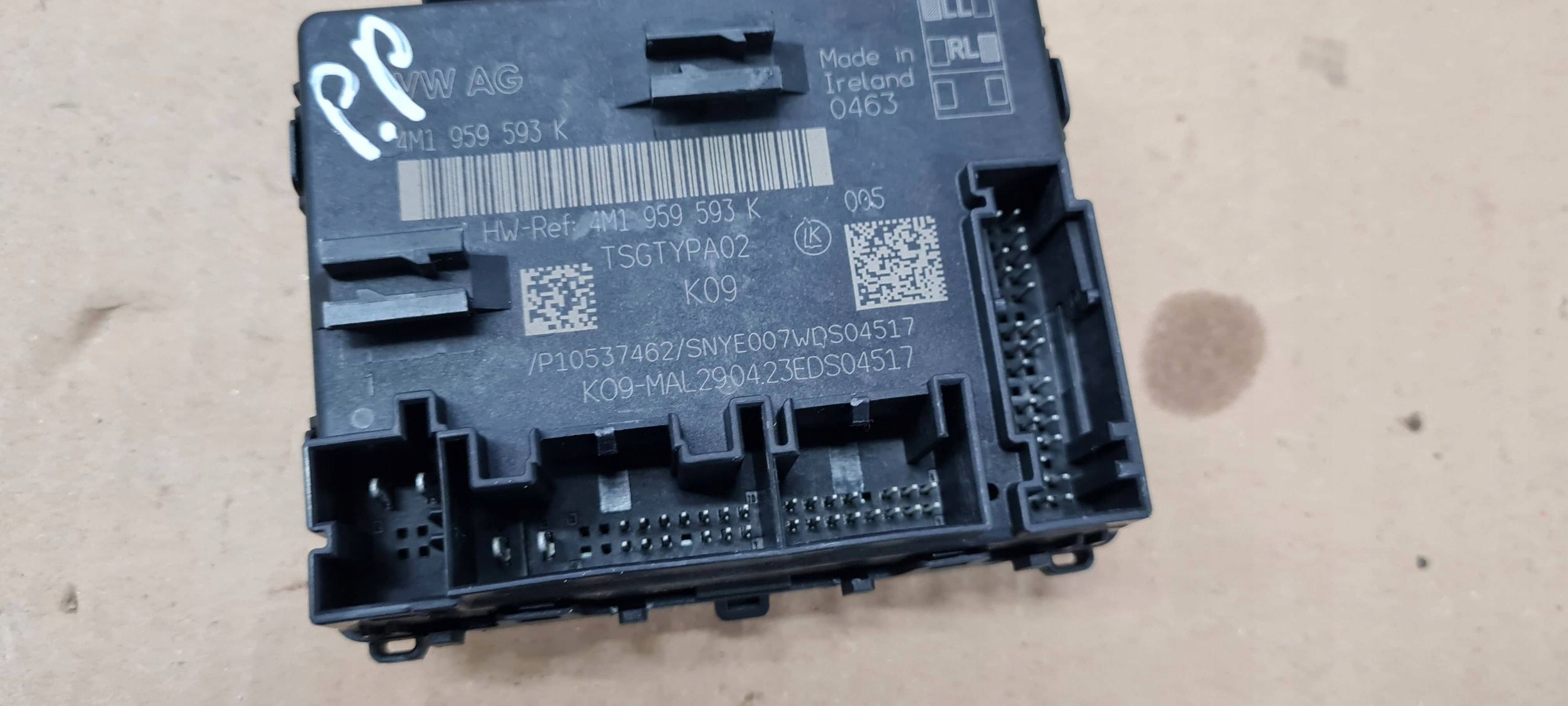 A6 C8 4K module control unit door front 4M1959593K A7 4K Q8 4M Q7