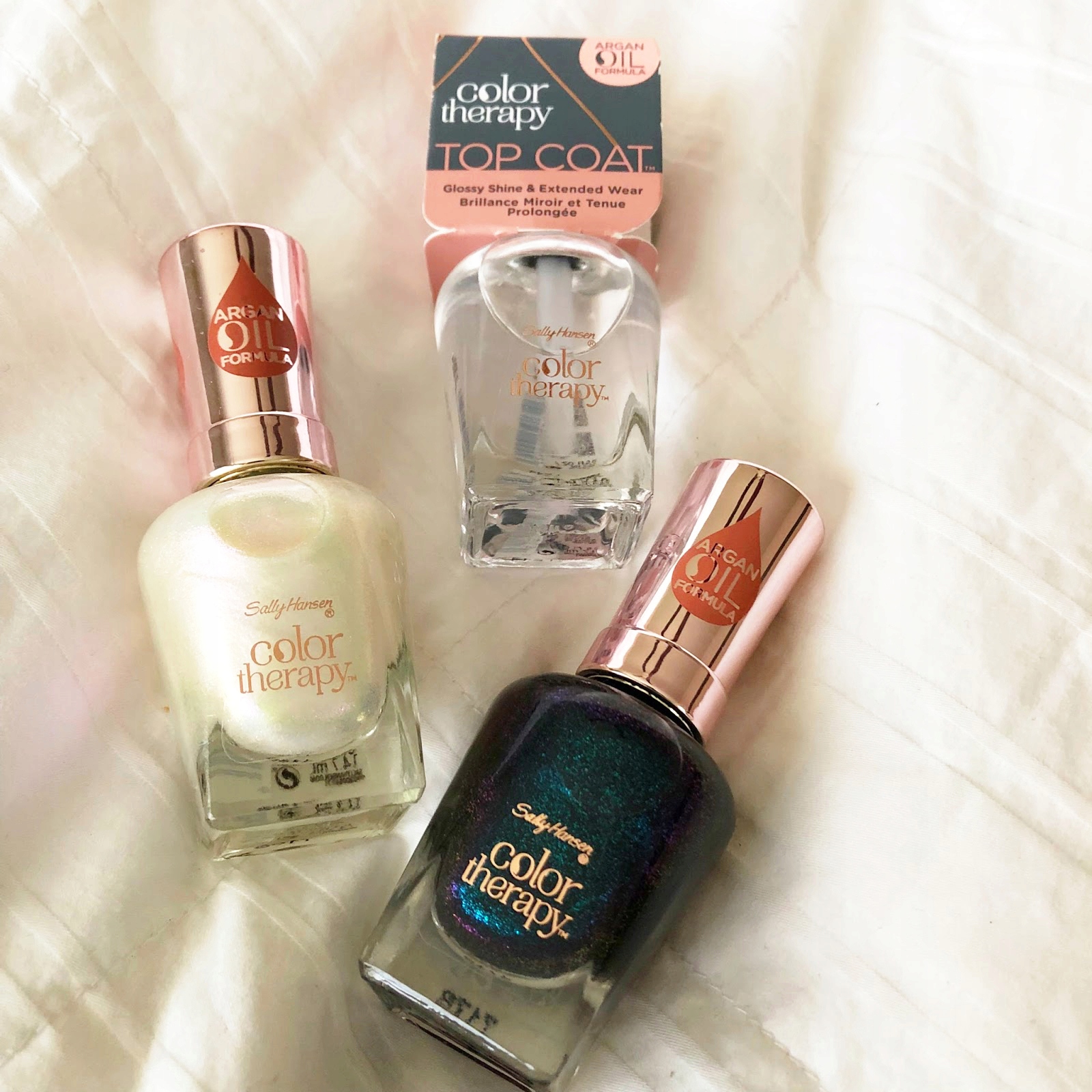 Лак Sally Hansen Color Therapy Im Snow Cute 529 — фото 8