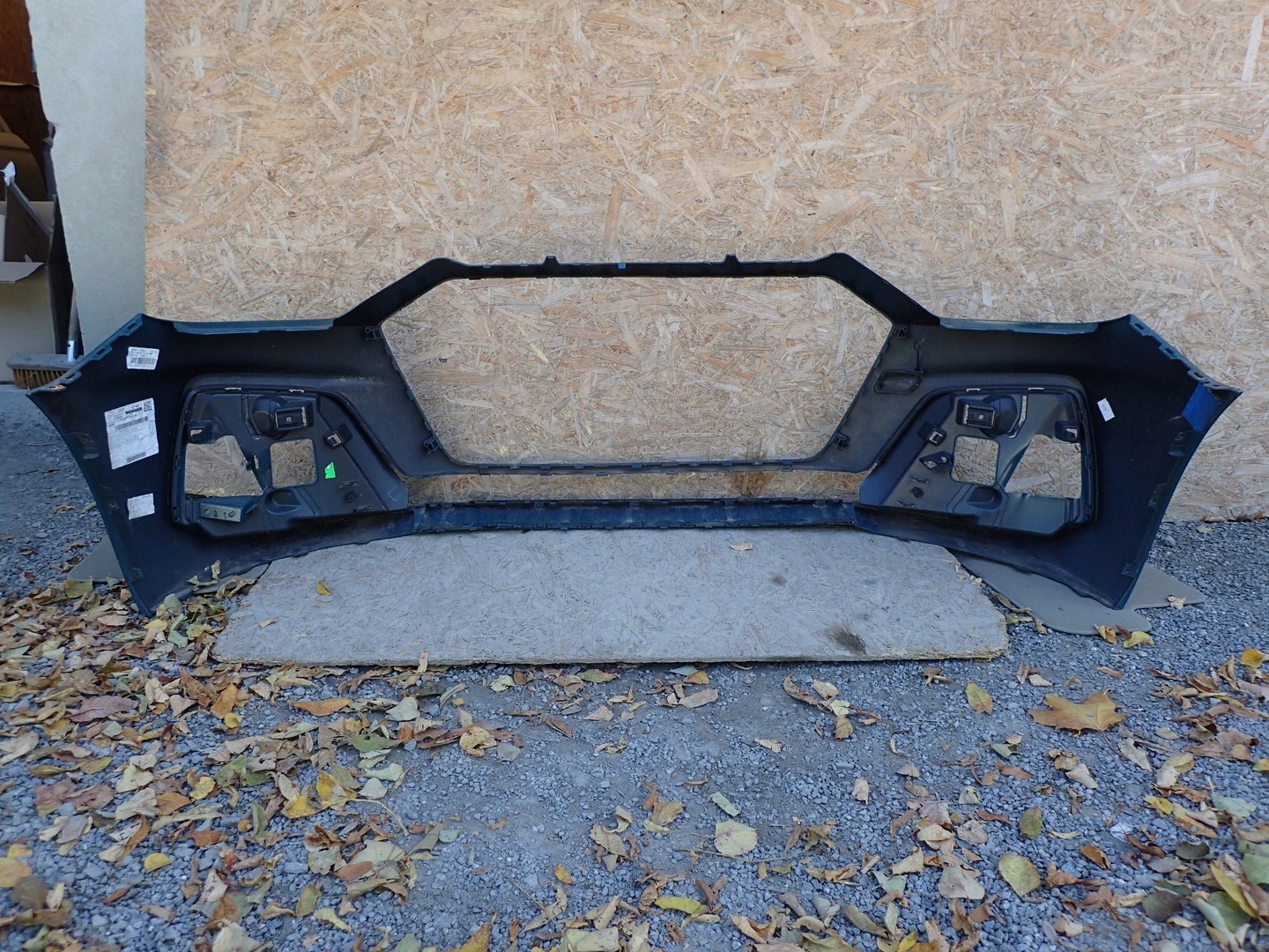bumper front front AUDI A1 2 II 82A S LINE 18