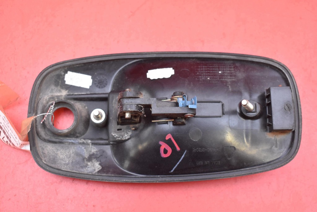 handle left front front black 8200170625 RENAULT TRAFIC 2 II 01-06