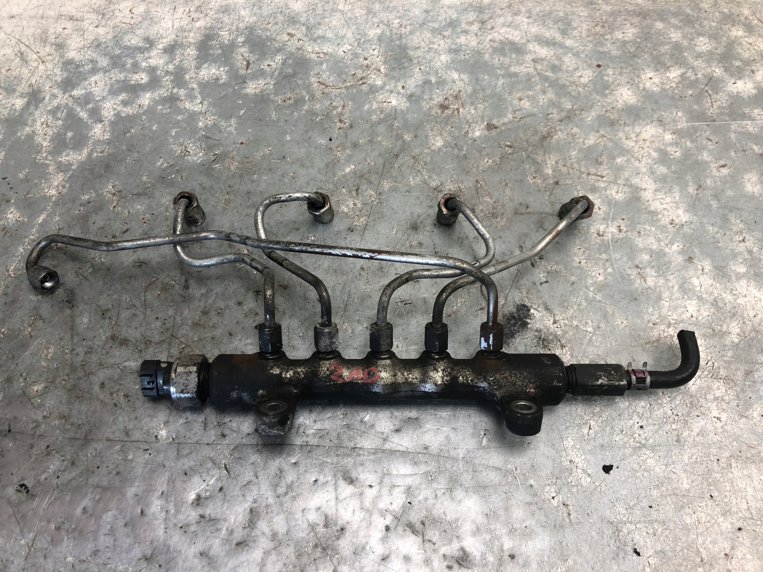 injection ramp 2.2 D4D 2AD TOYOTA LEXUS