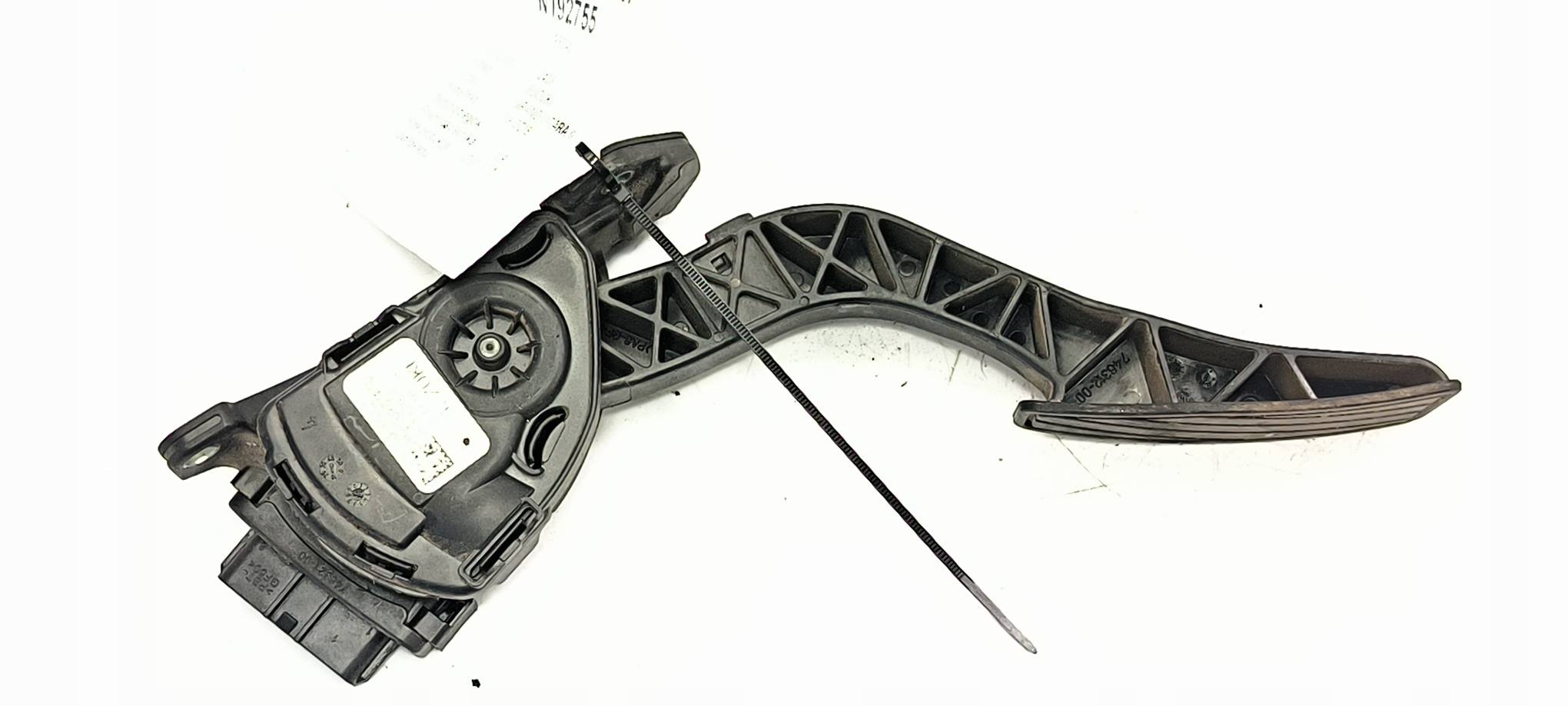 PEDAL 5900-65J02 SUZUKI GRAND VITARA II