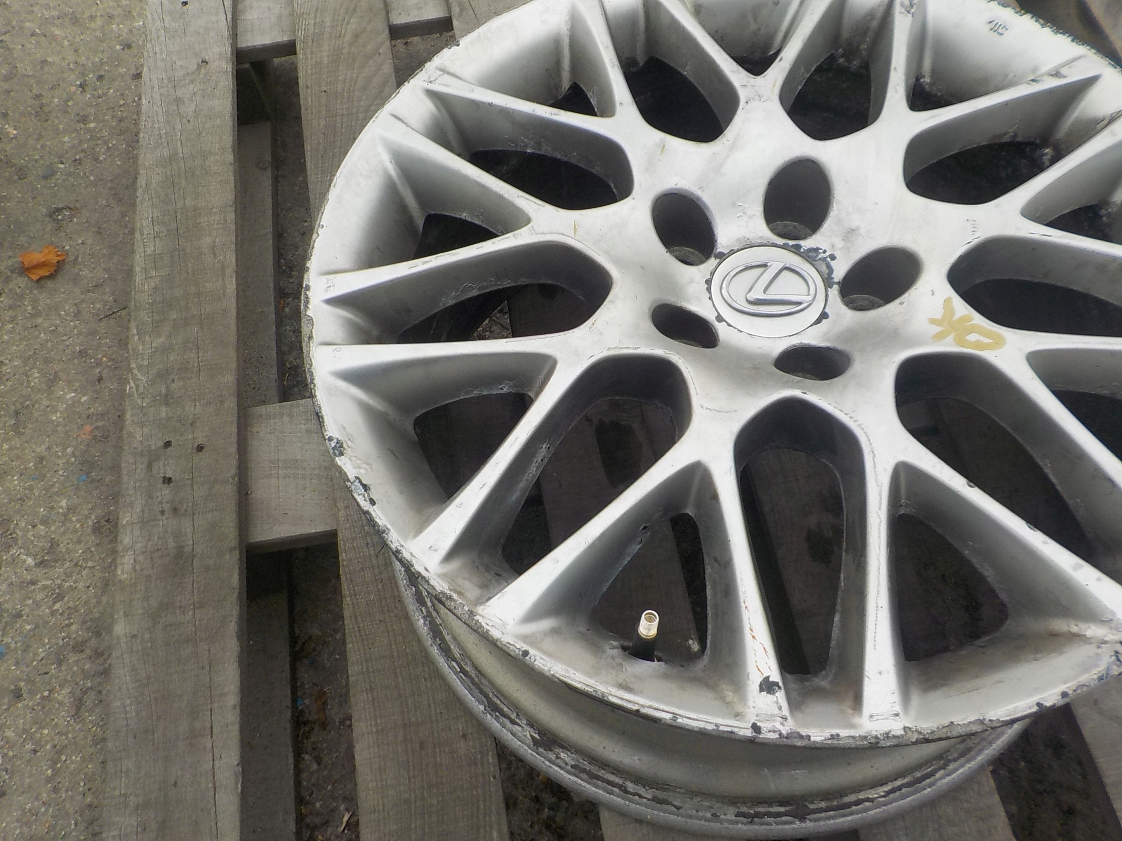 LEXUS GS300 disk hliníkový R18 5x114.3 G-SPIDER
