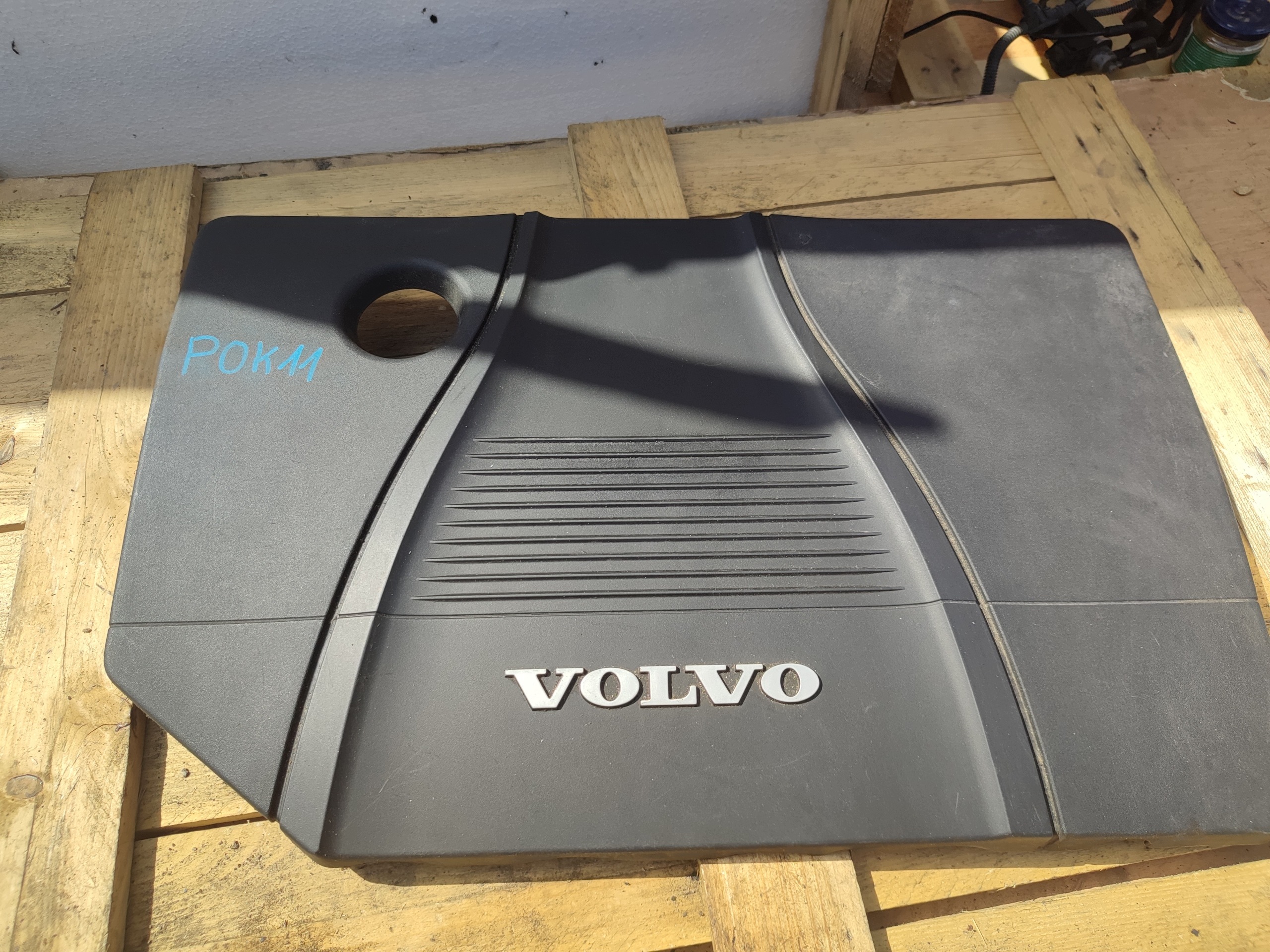 engine housing cover VOLVO V50 1.8 4NSG-6A949-AH