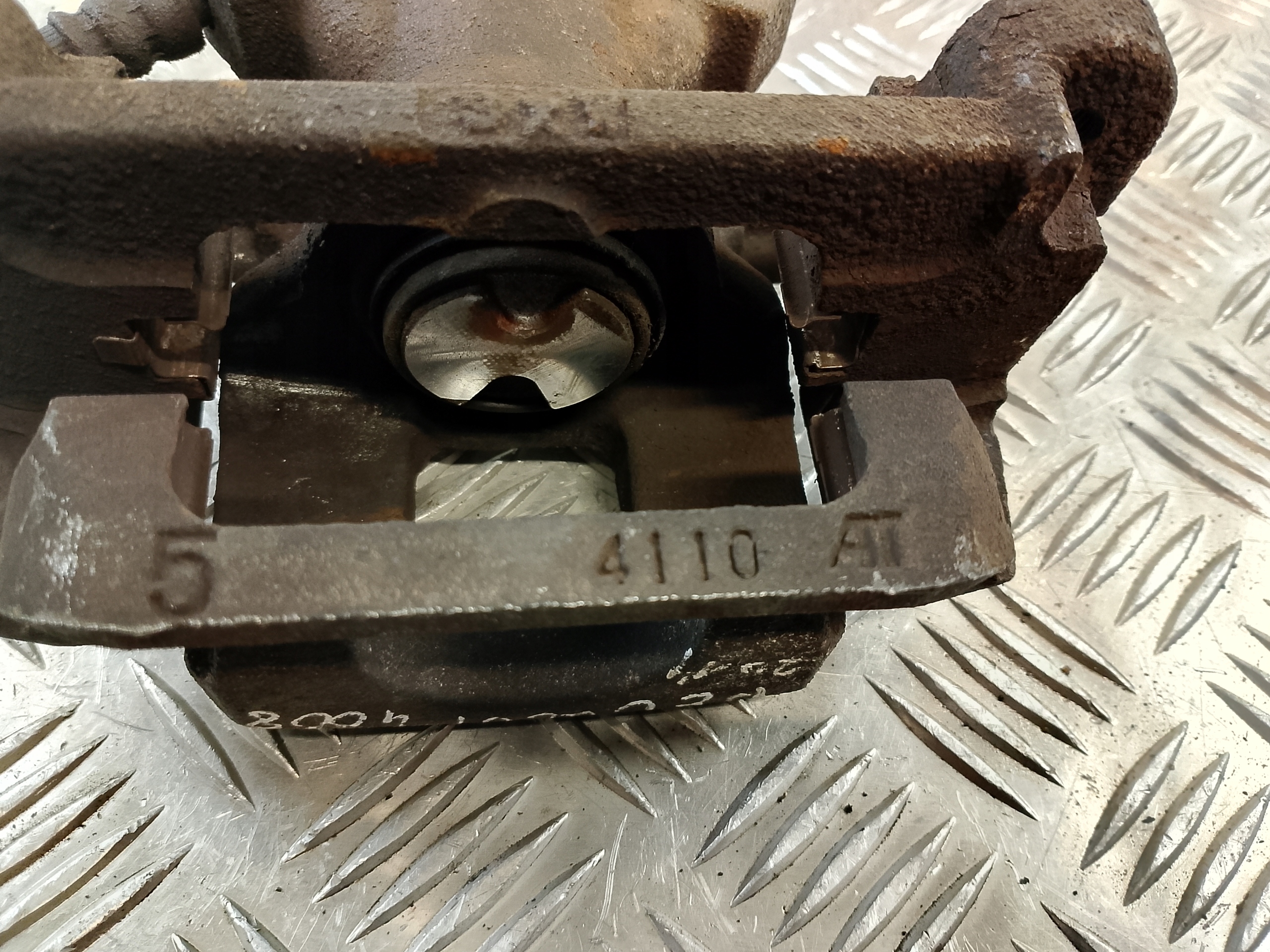 caliper brake right rear part rear PEUGEOT 4008 1.8 D