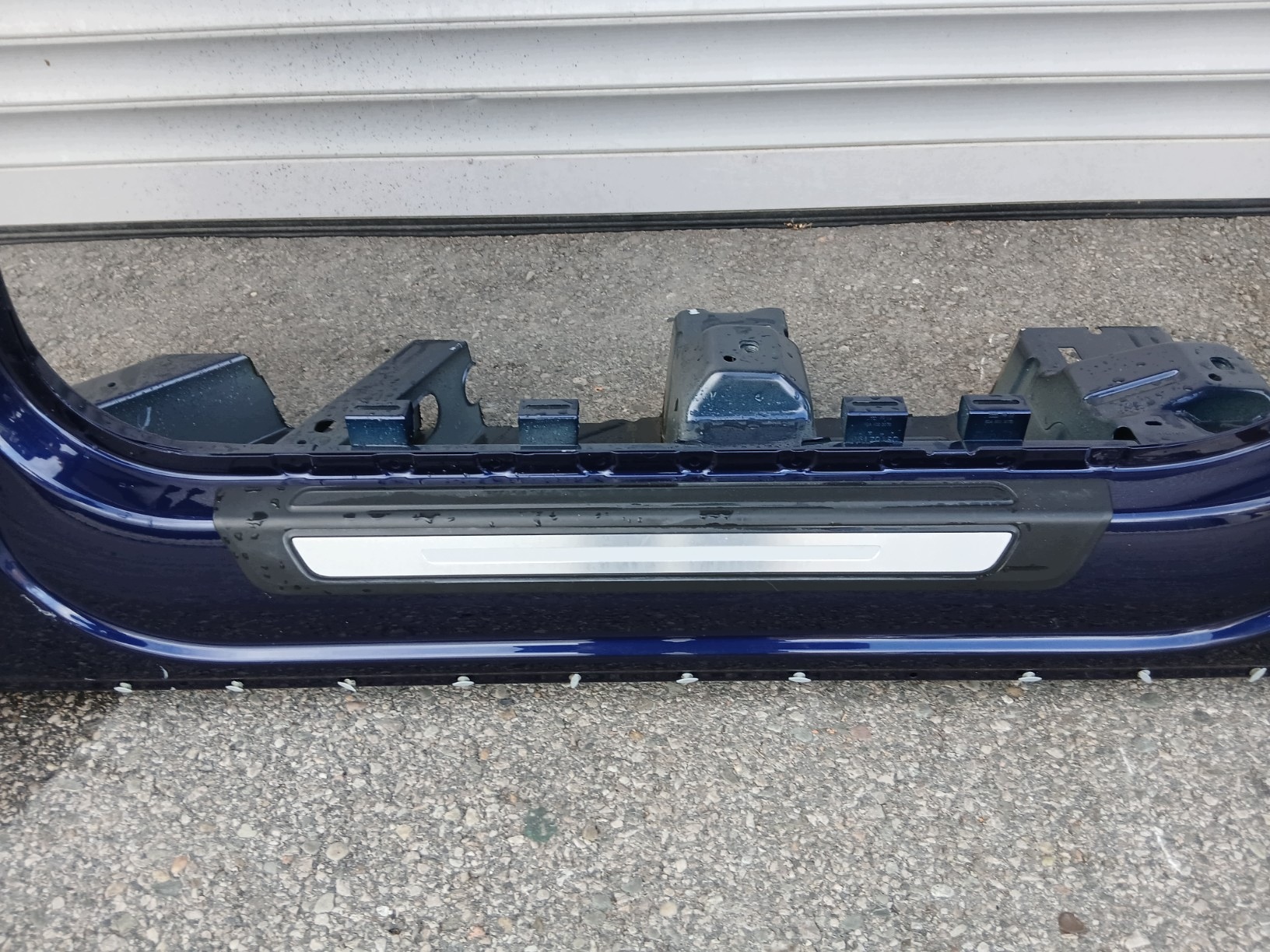 AUDI Q5 80A quarter threshold pillar left front LX5H