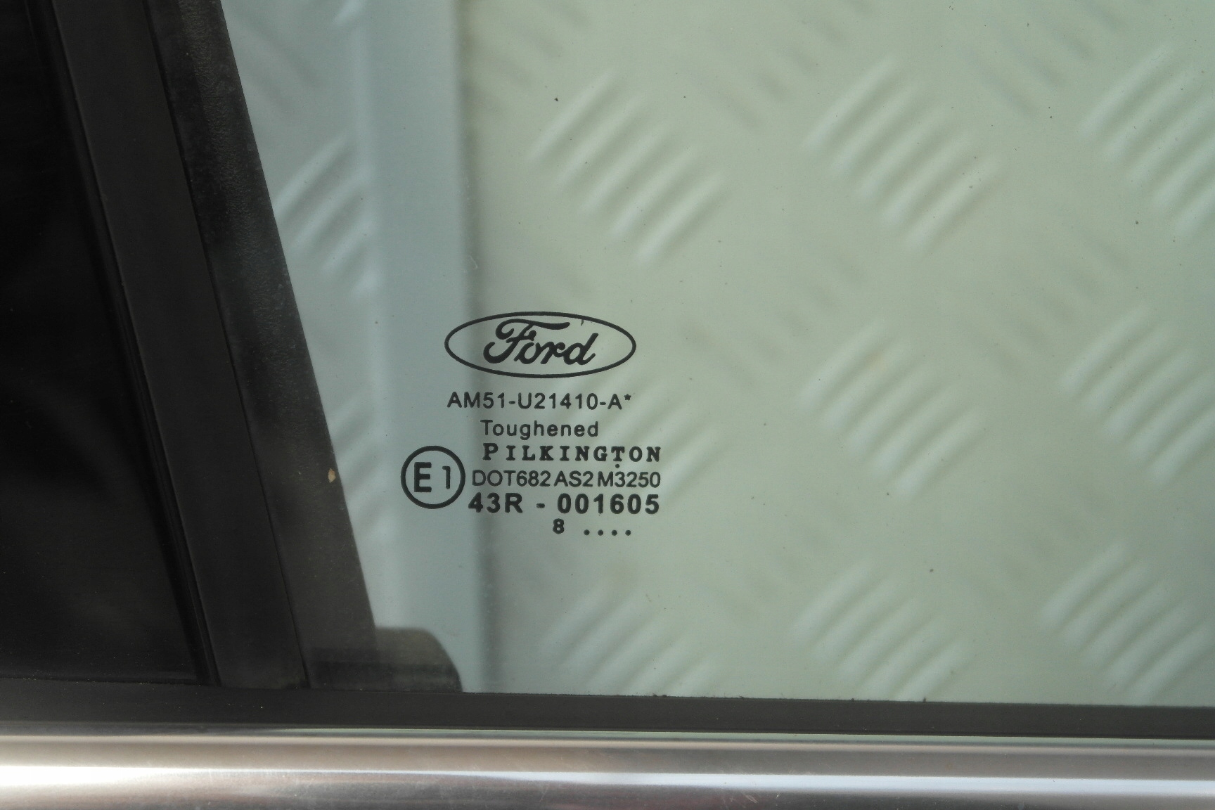 FORD C-MAX MK2 LIFT 14-19 door front right front colour G1 SHADOW BLACK