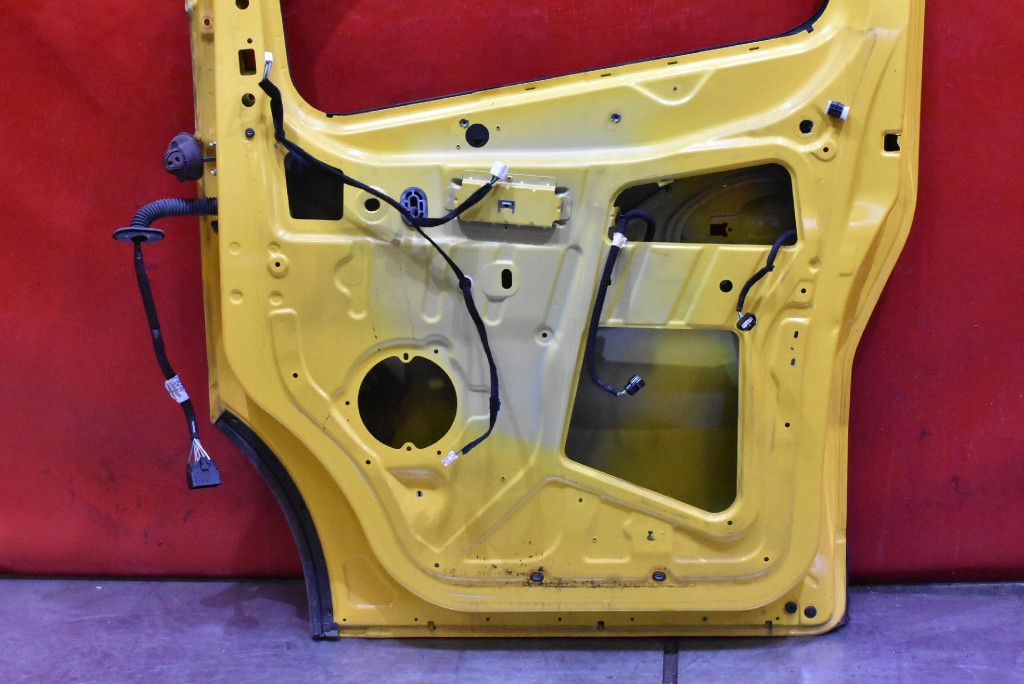 door right front front ZOLTE RENAULT TRAFIC 3 III 14-21
