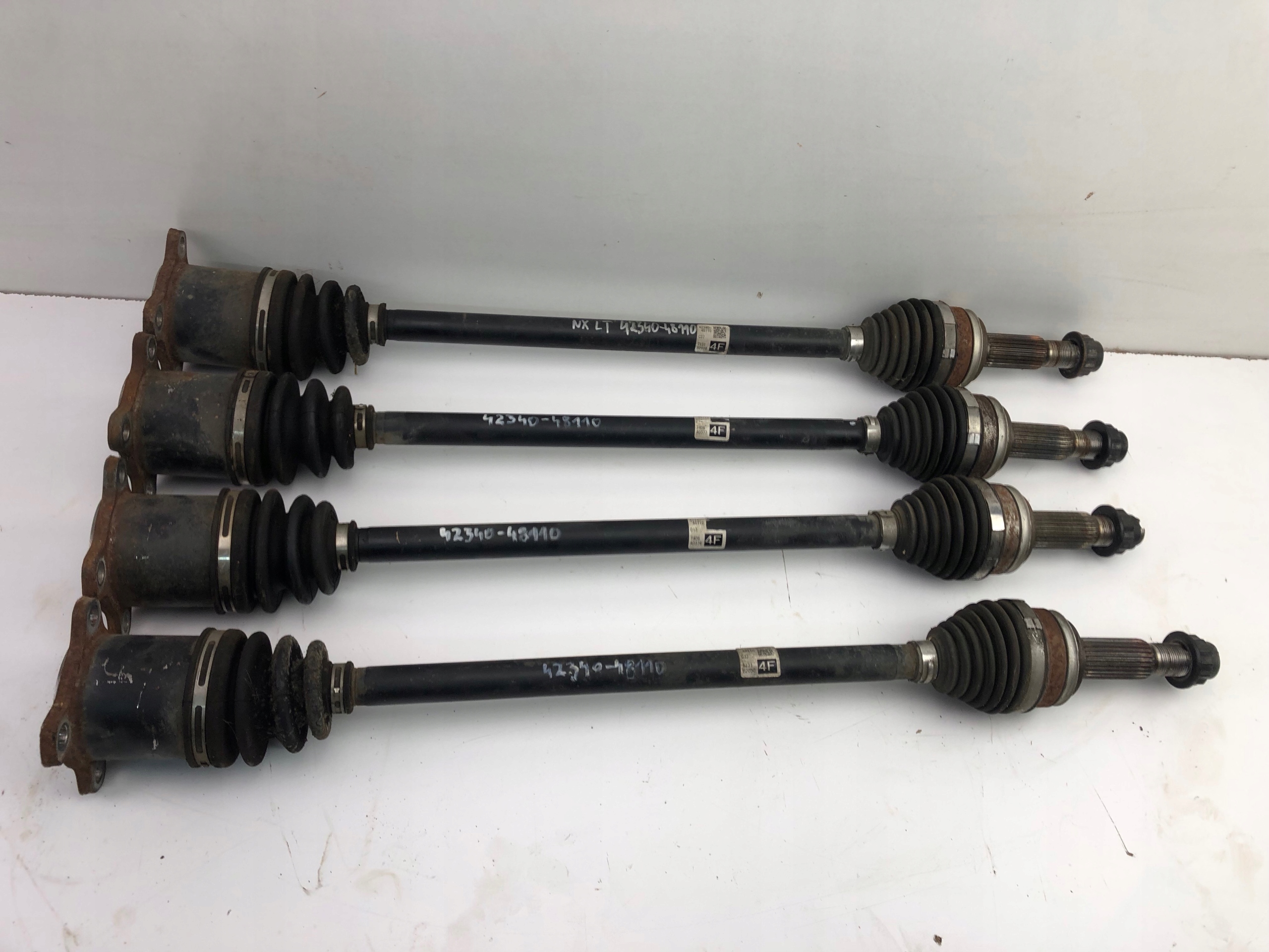 LEXUS NX00h ПОЛУОСЬ ЛЕВЫЙ ЗАД. 42340-48110