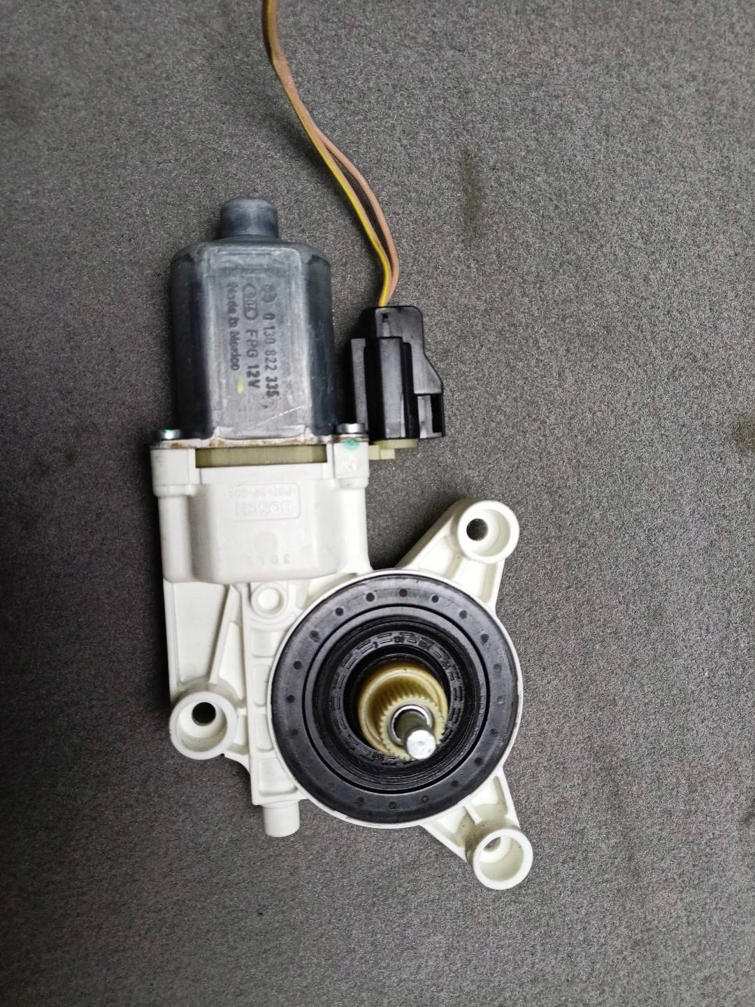 mini motor windows Chrysler Town and Country 5 2009 3018077-D