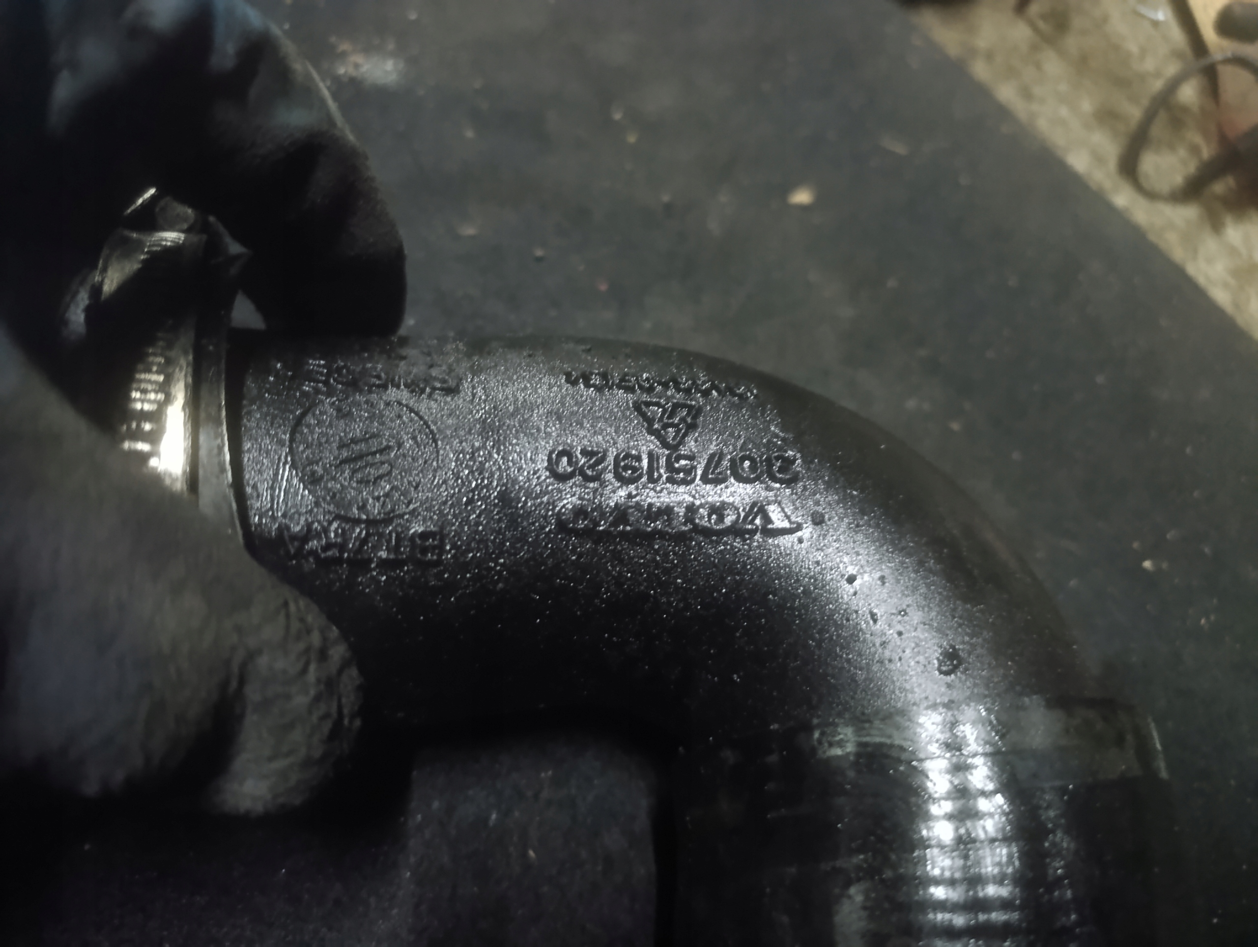 pipe air VOLVO V60 S60 2.0 D3 30751920
