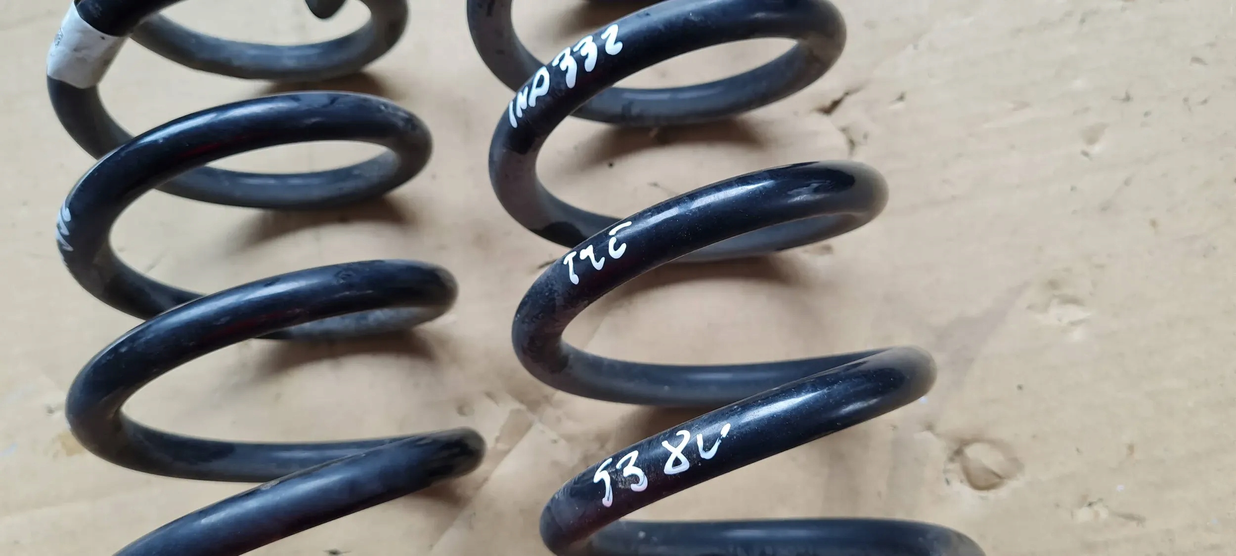 S3 8V sedan A3 spring springing left right rear part 2.0 TFSI 5Q0511115KH