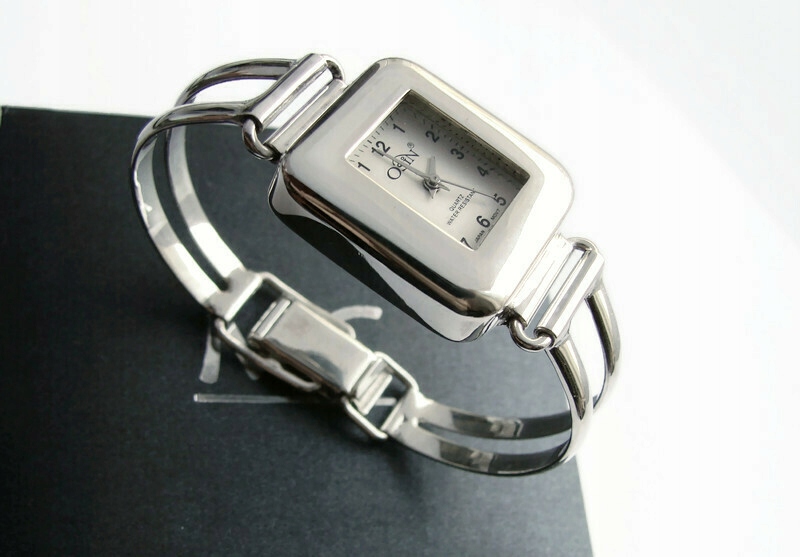 ZE SREBRA MARKOWY ZEGAREK ETUI JUBILER Model AG