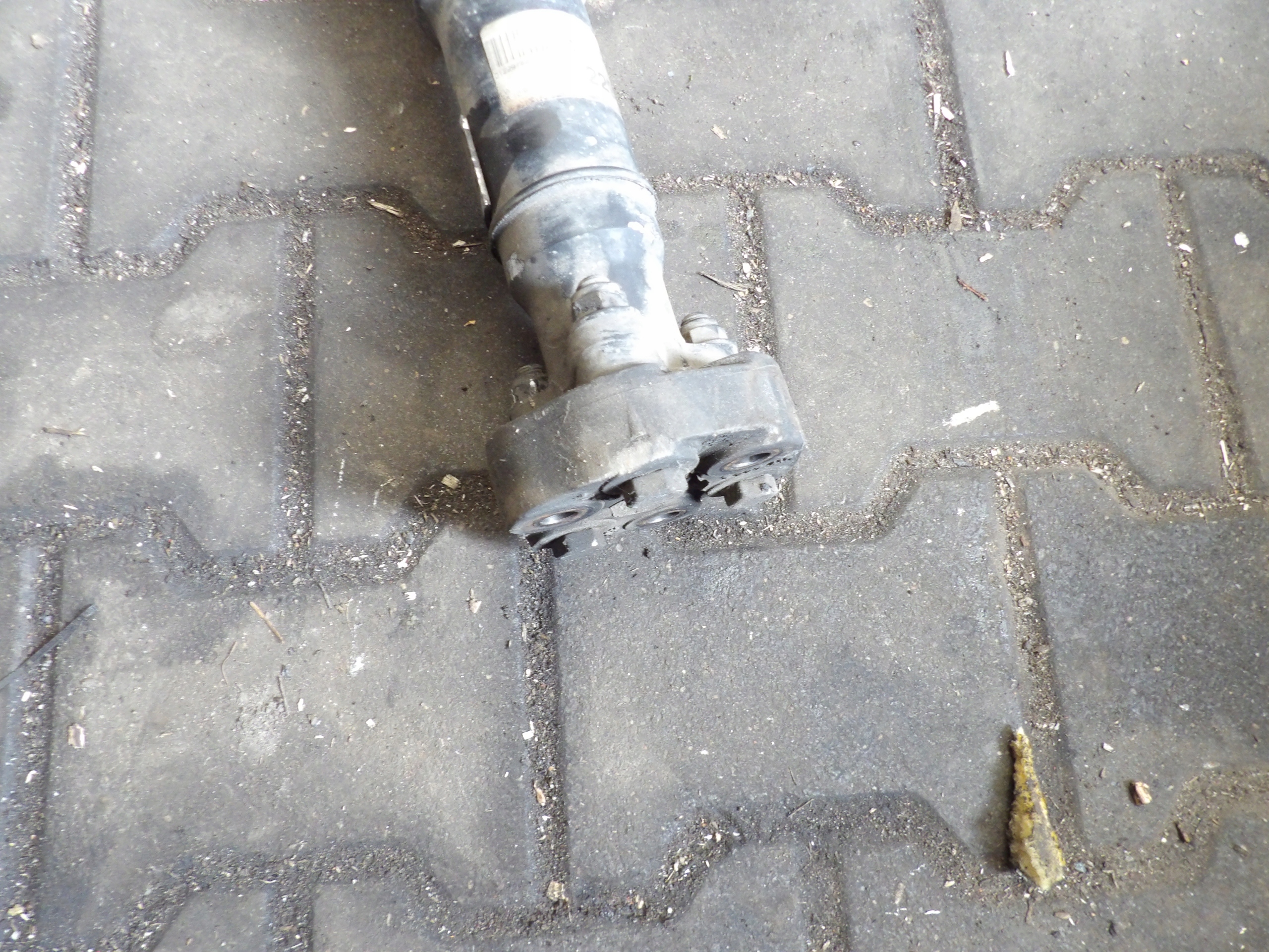 BMW E39 Antriebswelle 1229144