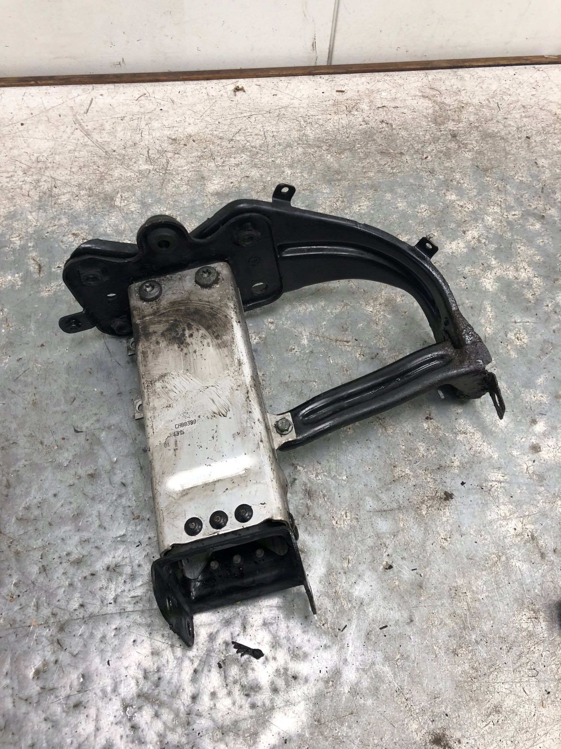 beam tip left front MERCEDES W211 KOMBI