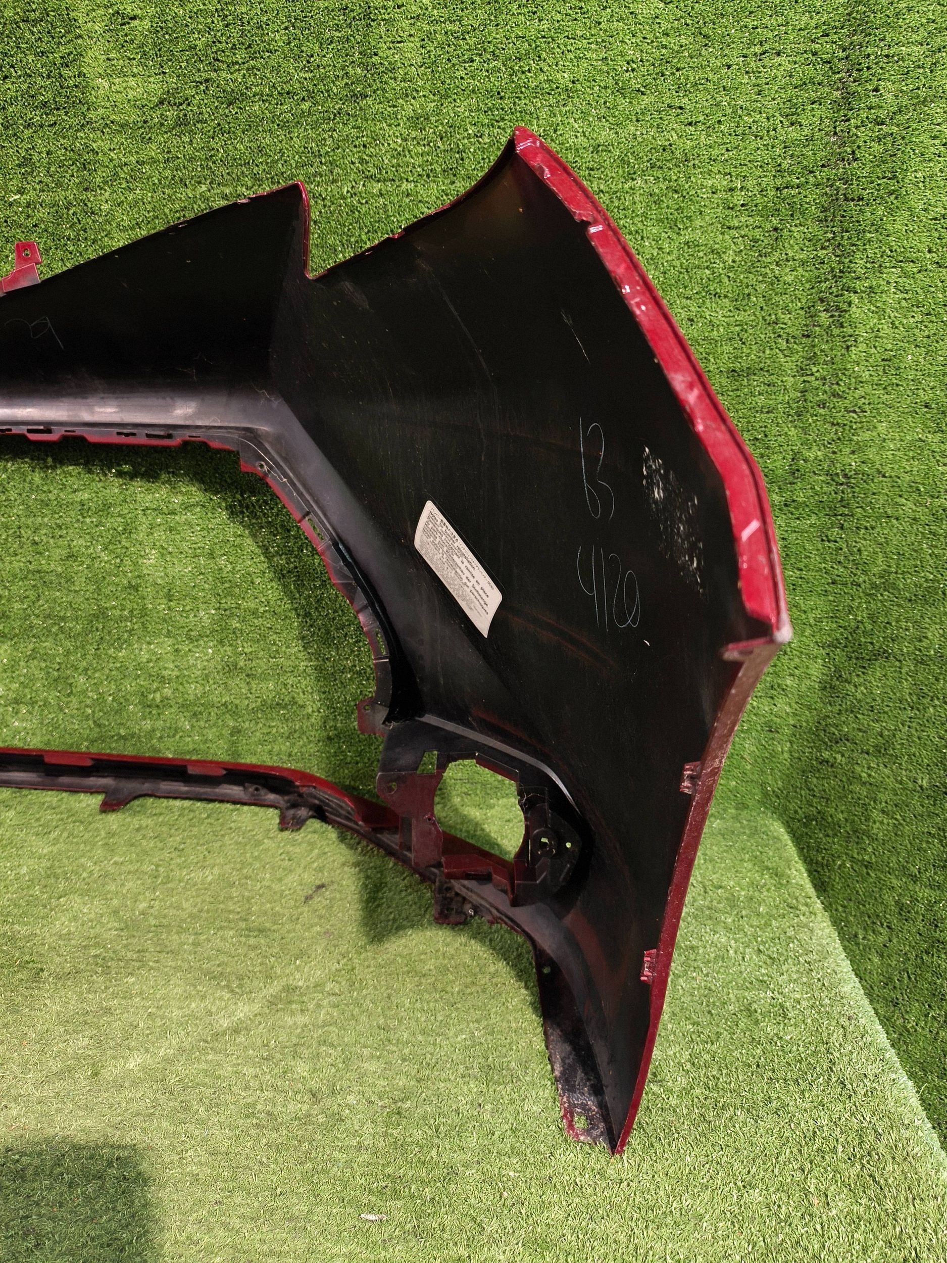front bumper front TOYOTA SIENNA 21- IV NR.9884