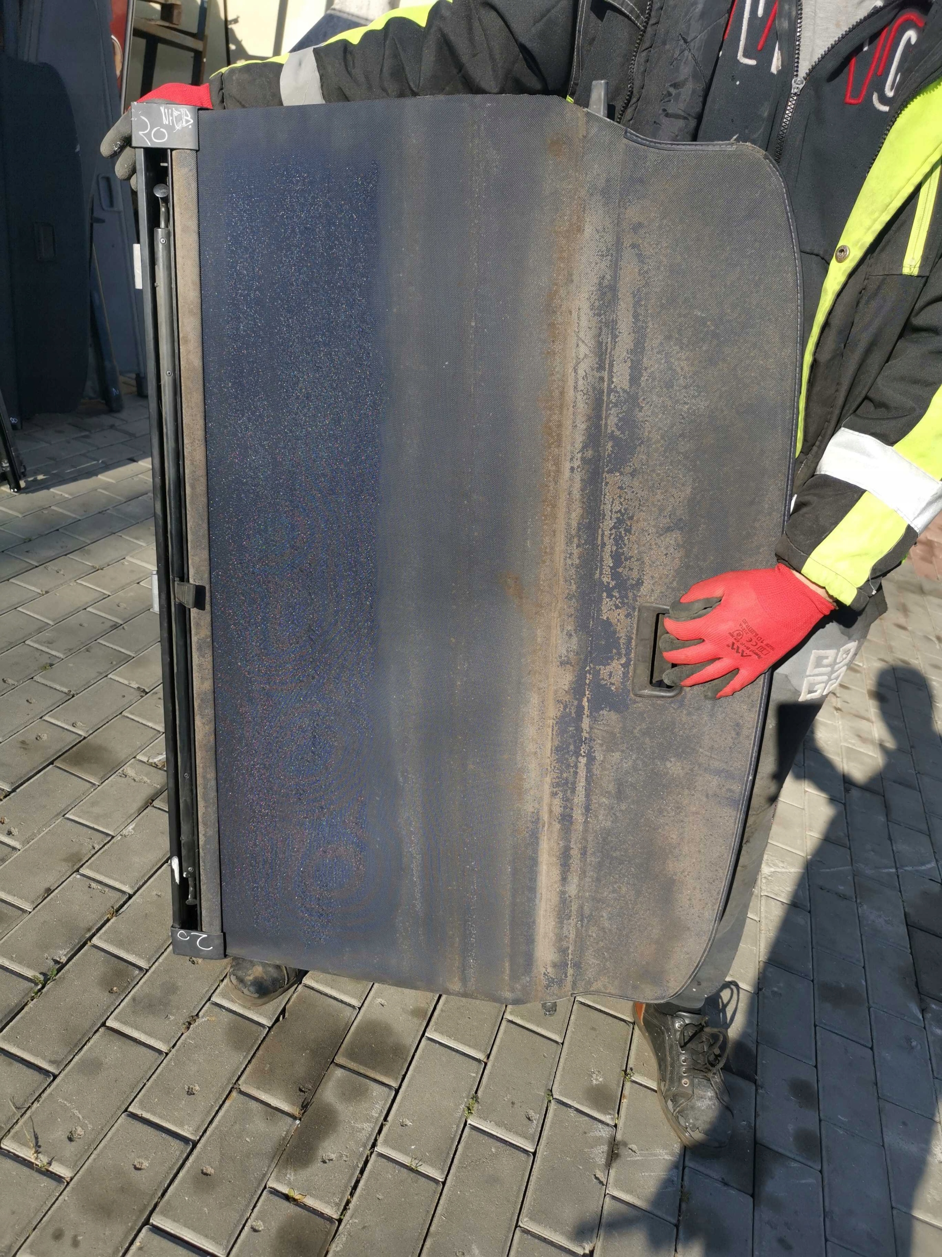 8E986355394H - Шторка багажника AUDI A4 B6 универсал