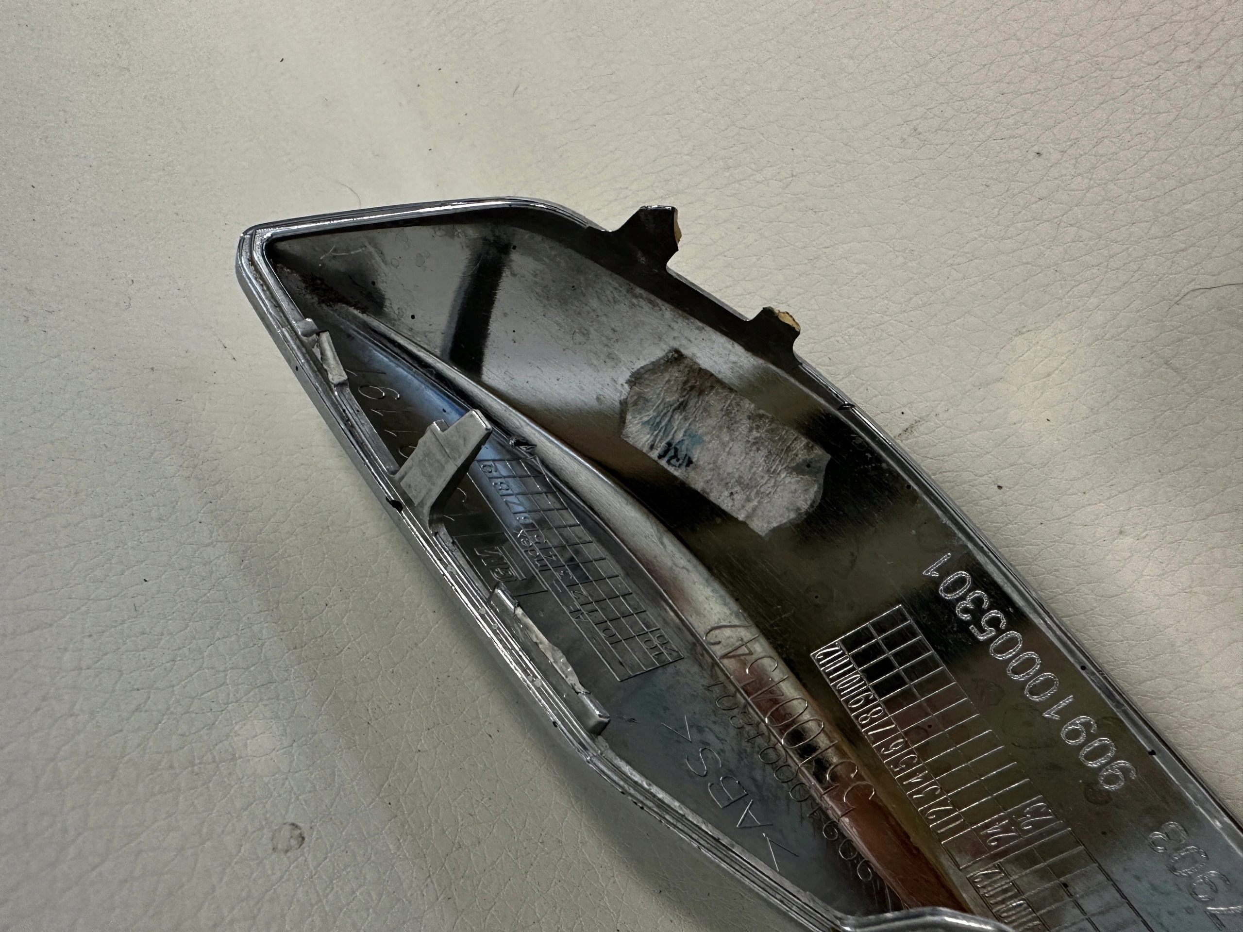 OPEL INSIGNIA B moulding grill CHROM right 13491160