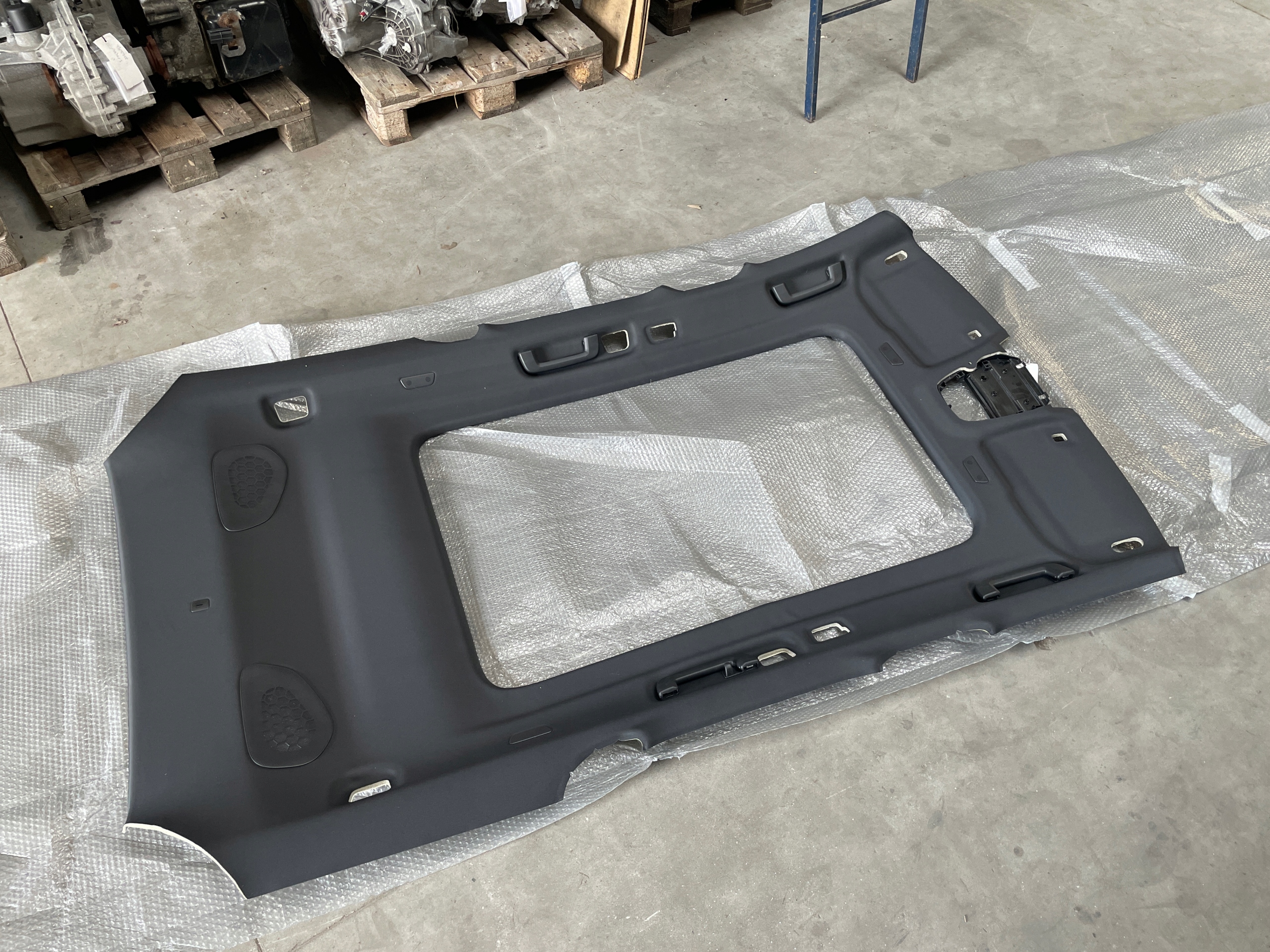 Podsufitka VOLVO V90 V90 Cross Country Panorama