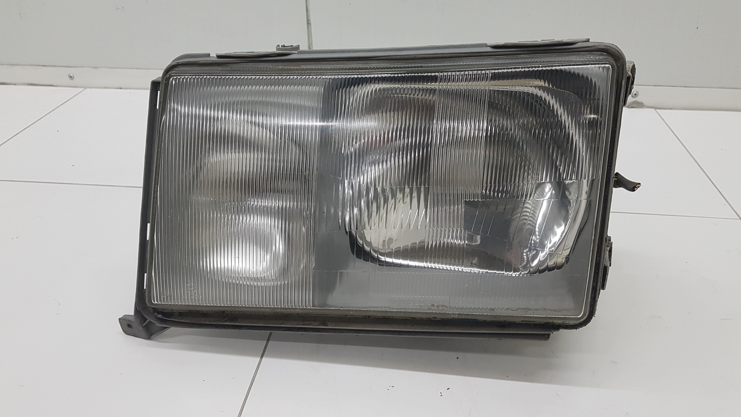 light left front MERCEDES-BENZ 190 W201