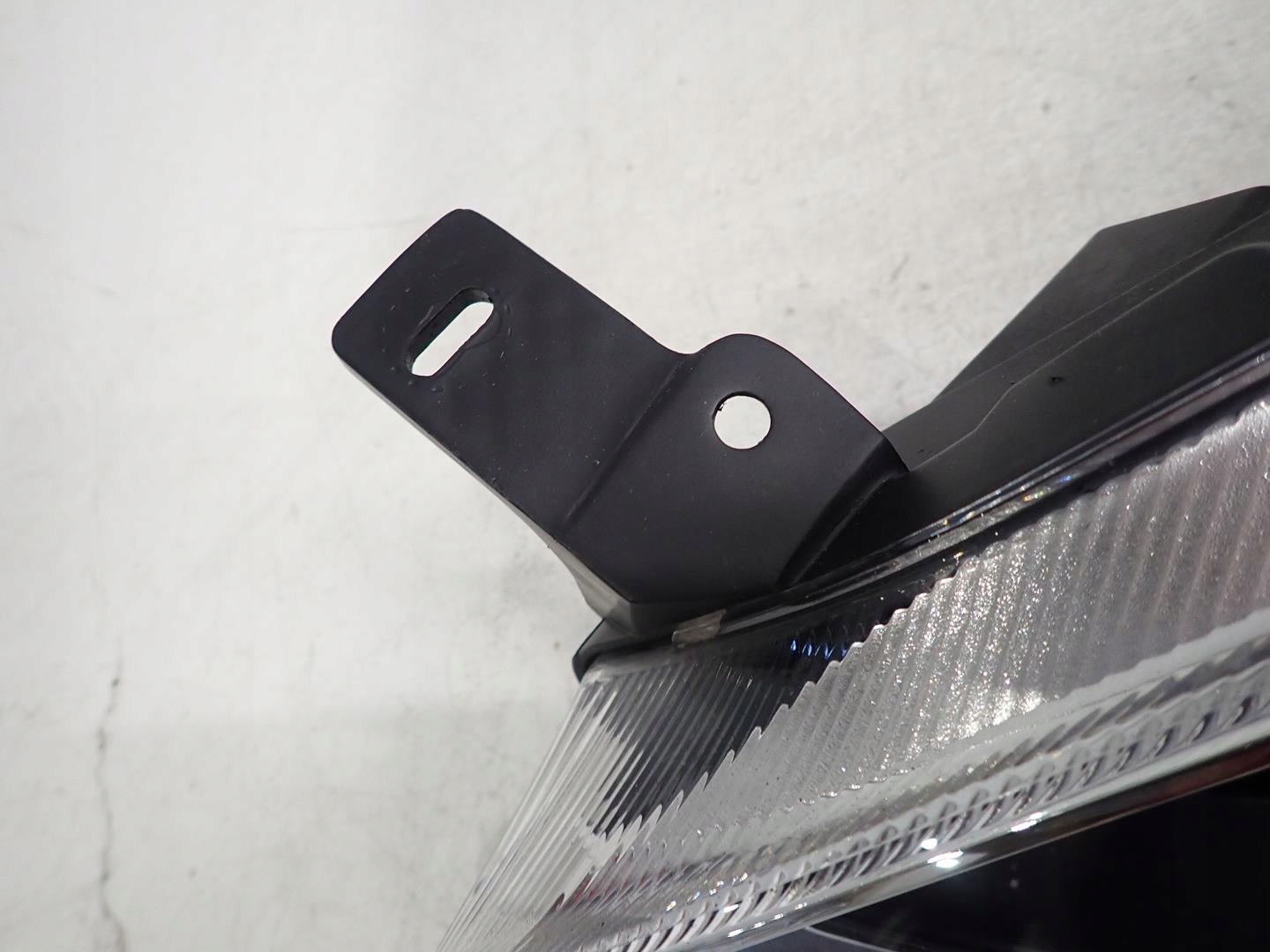 light front front left FORD FIESTA MK8 2017- H1BB-13E015-LA