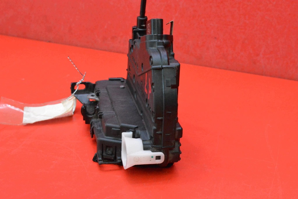 lock door left front front EU 805033000R RENAULT CLIO 4 IV LIFT 12-20