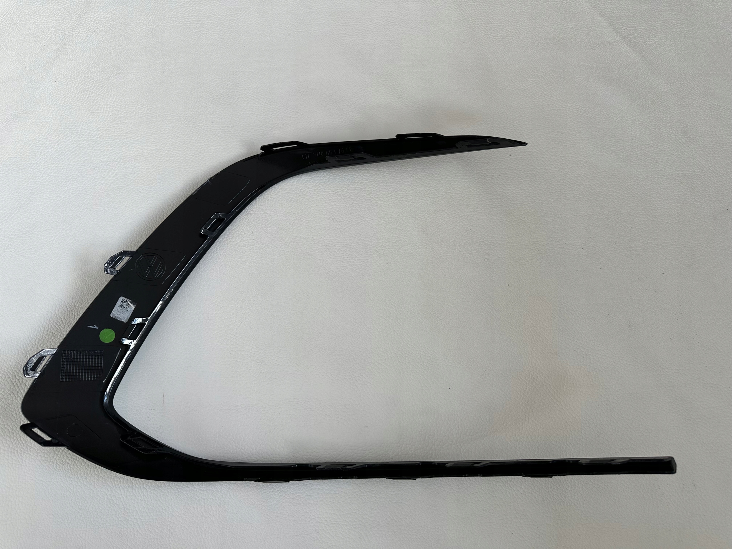 VOLKSWAGEN GOLF VIII MODANATURA PARAURTI 5H0853763