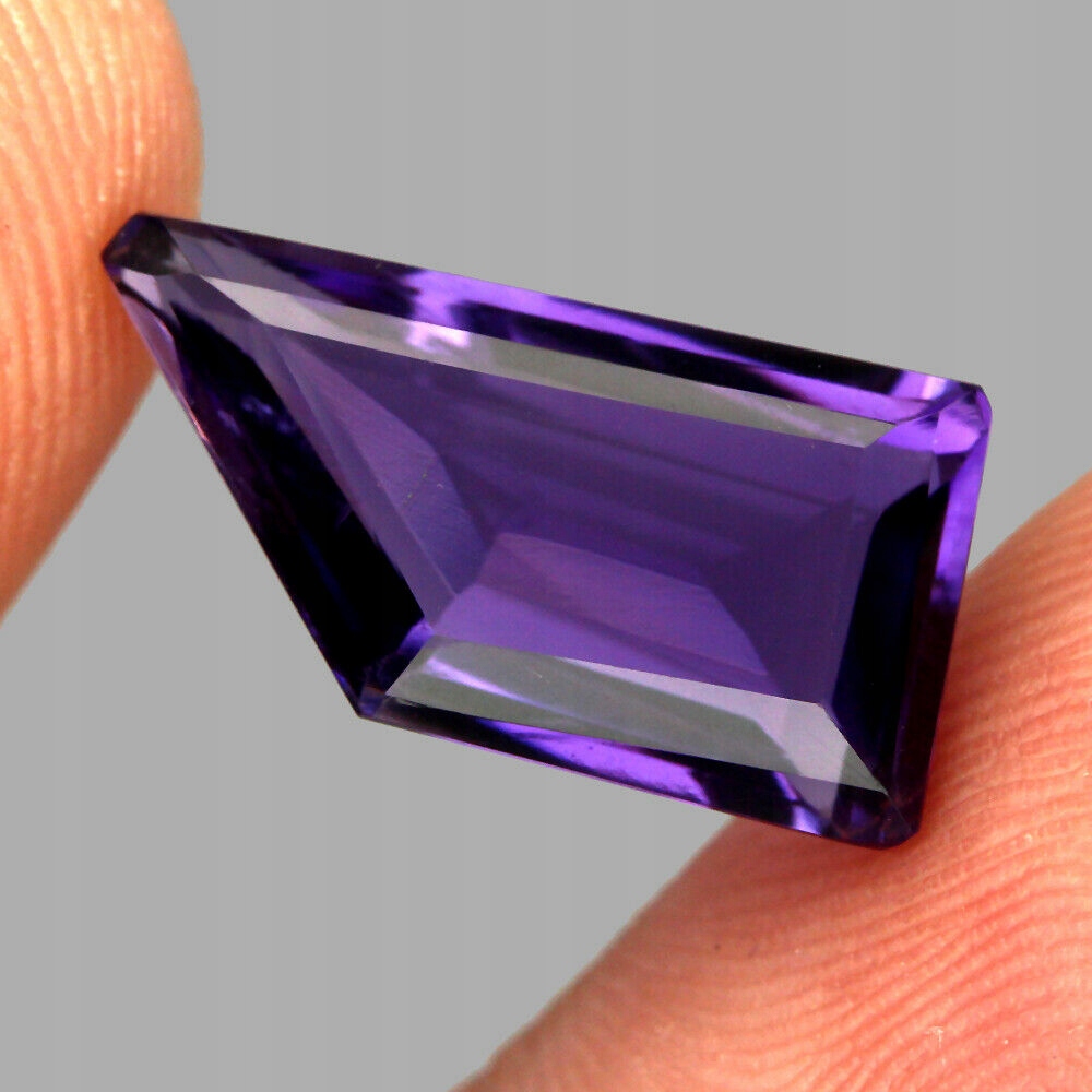 Přírodní kámen ametyst 7.51ct Vvs