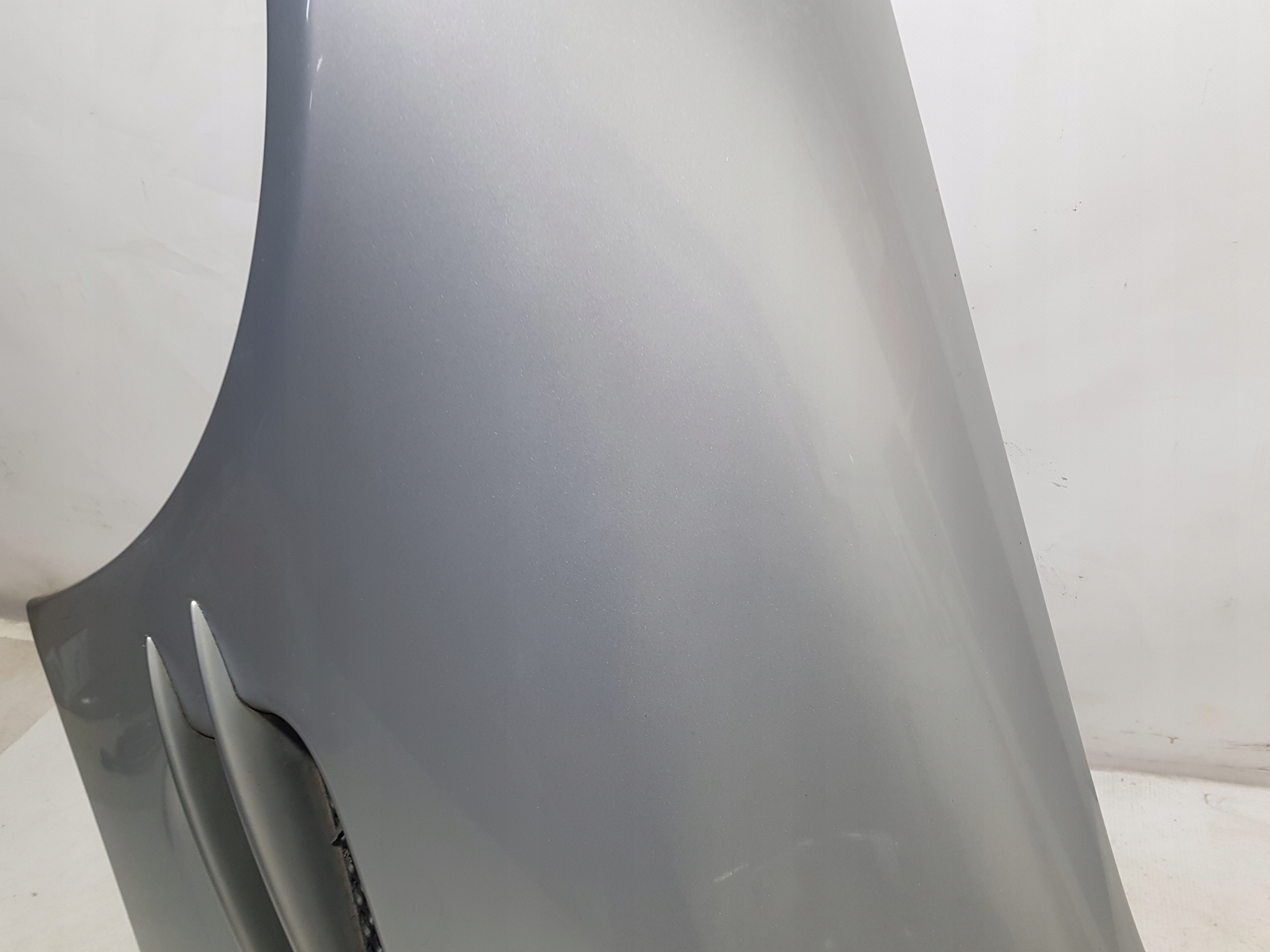 fender left front MERCEDES SL R230 W230 744 c744