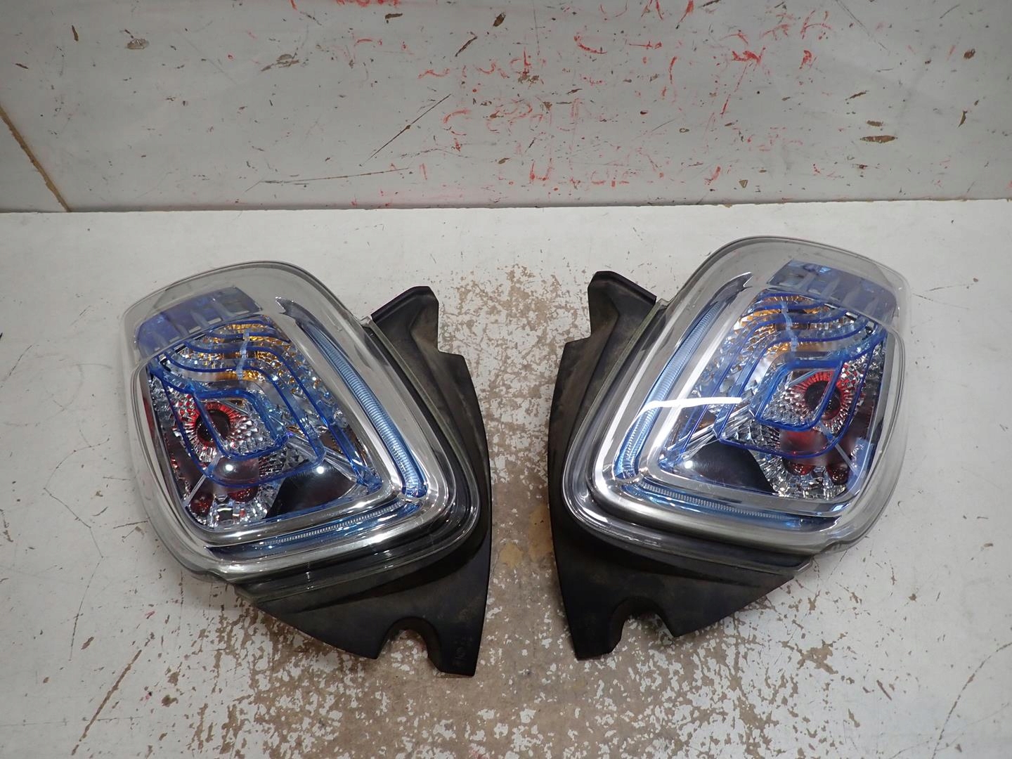 light rear part rear left RENAULT ZOE 2012-2019 26280106