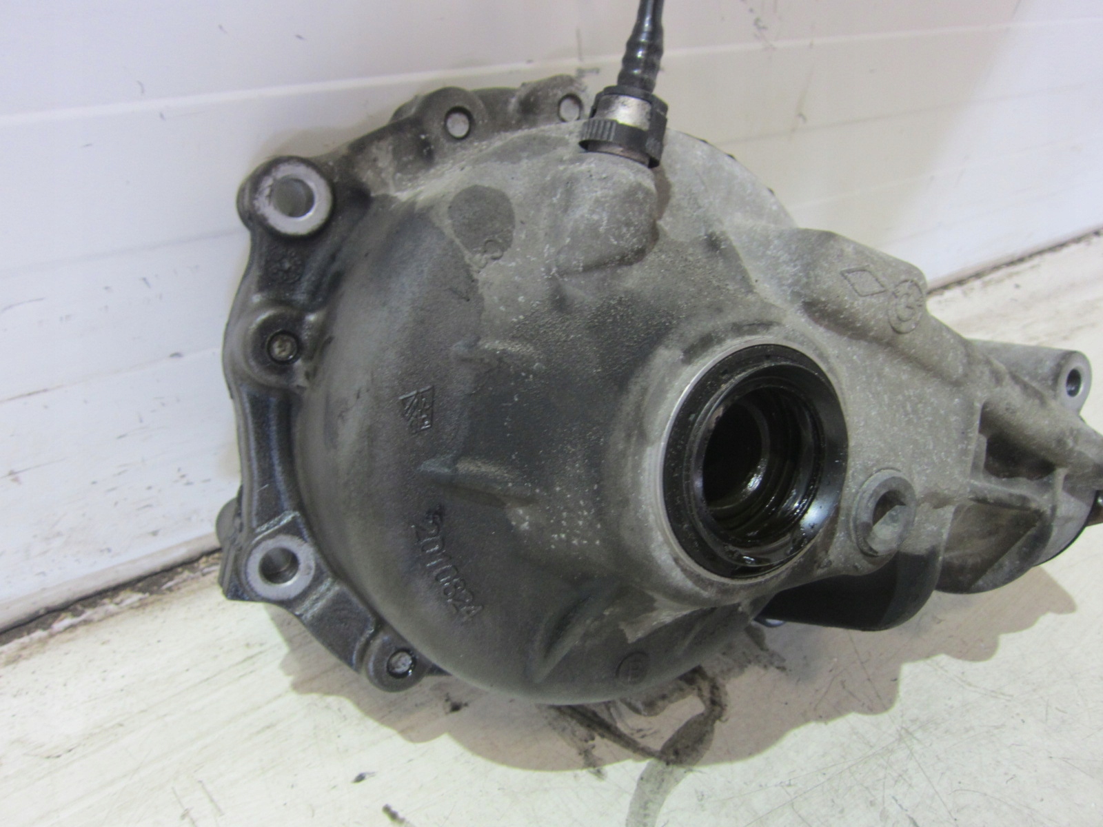 BMW E70 3.0SI X5 differential front diff 7603004 4.44