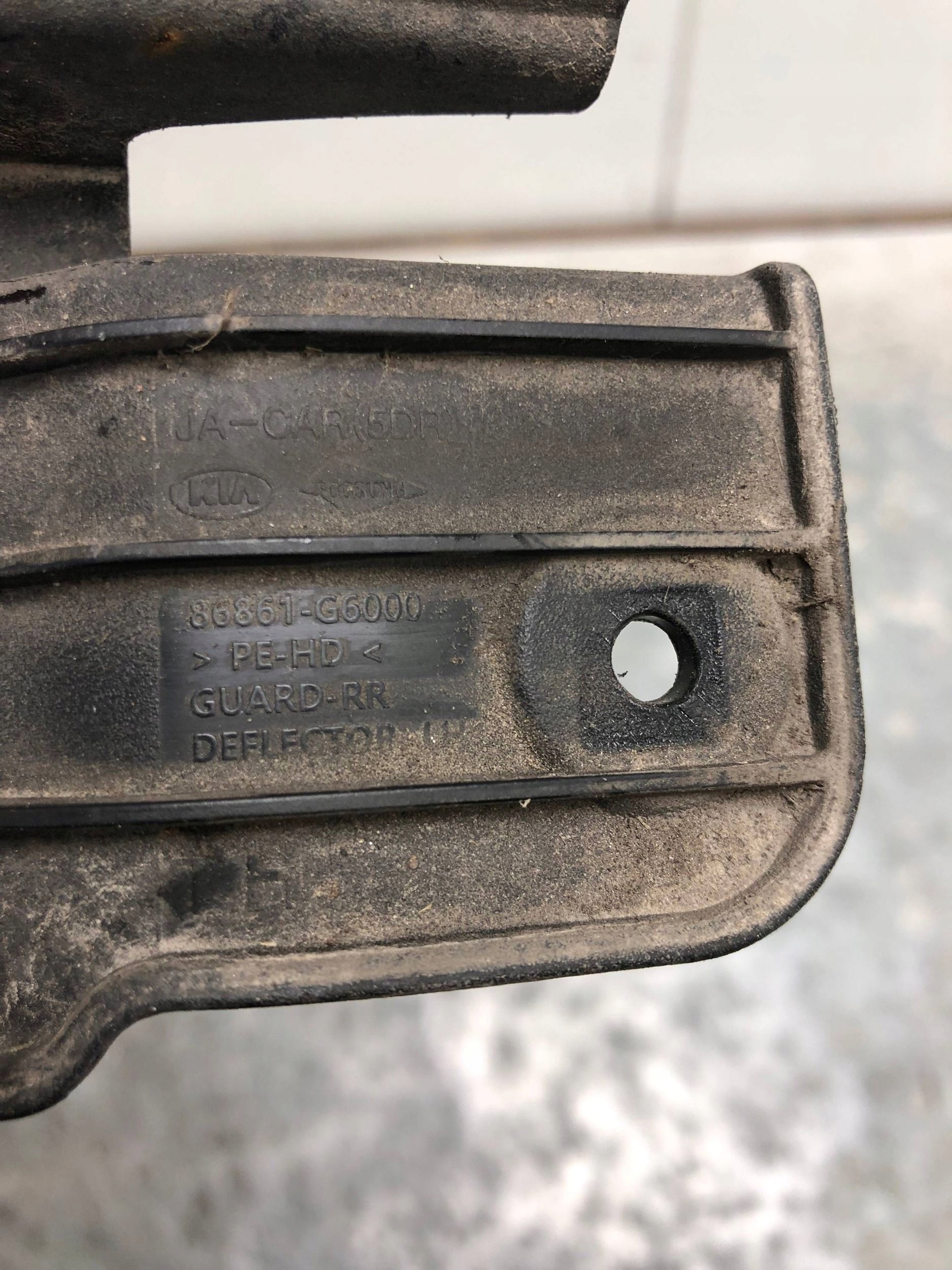 mudguard flap left rear part KIA PICANTO III 86861-G6000