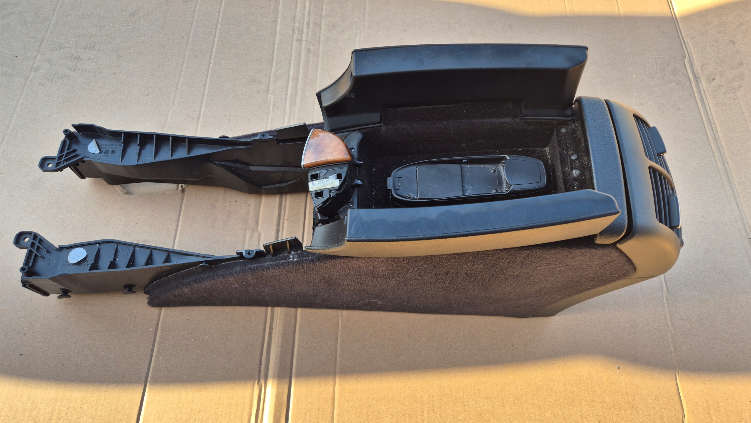 armrest TUNEL central leather black MERCEDES W211