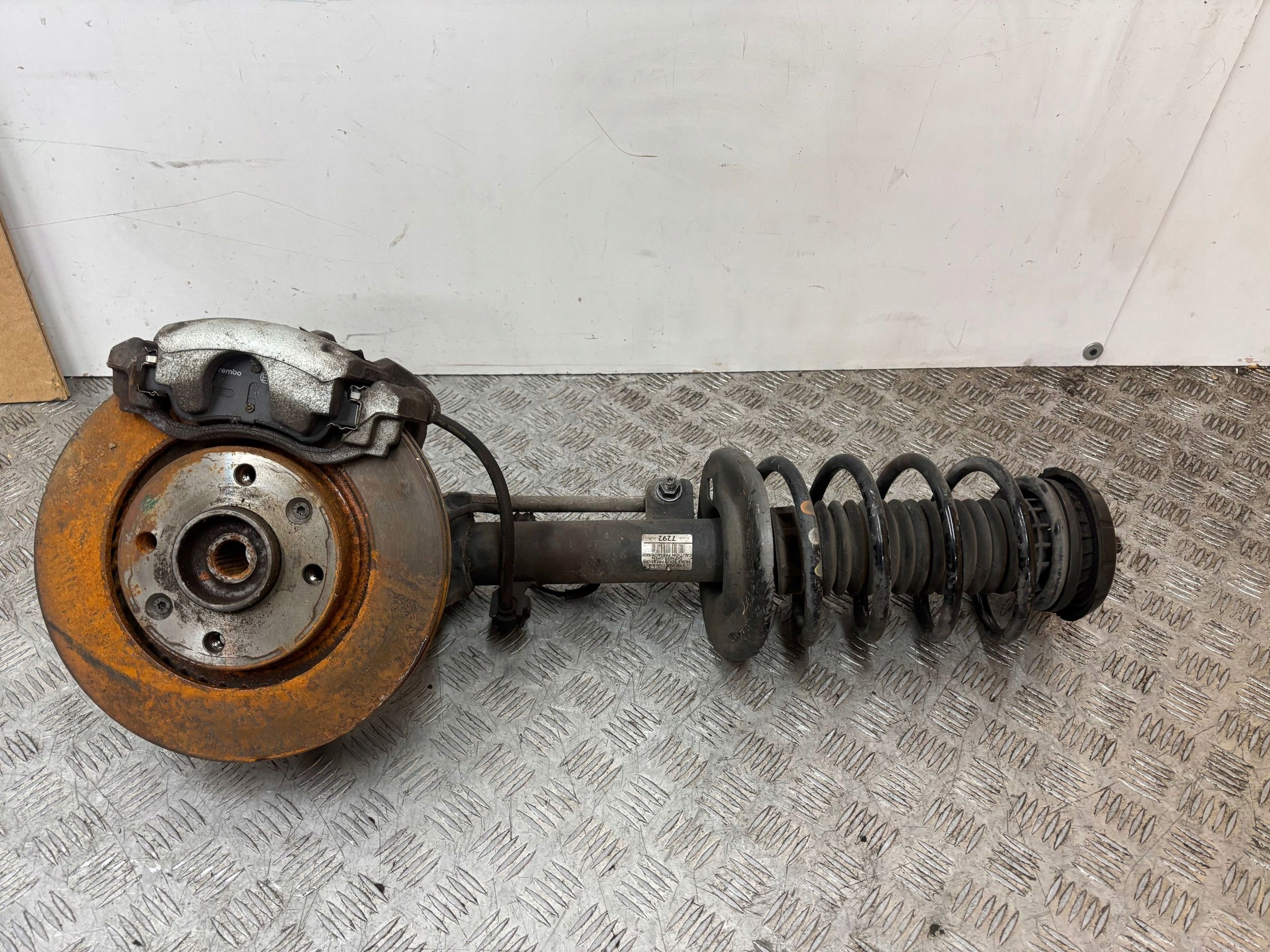 swing McPherson left PEUGEOT 208 1.6 HDI 12