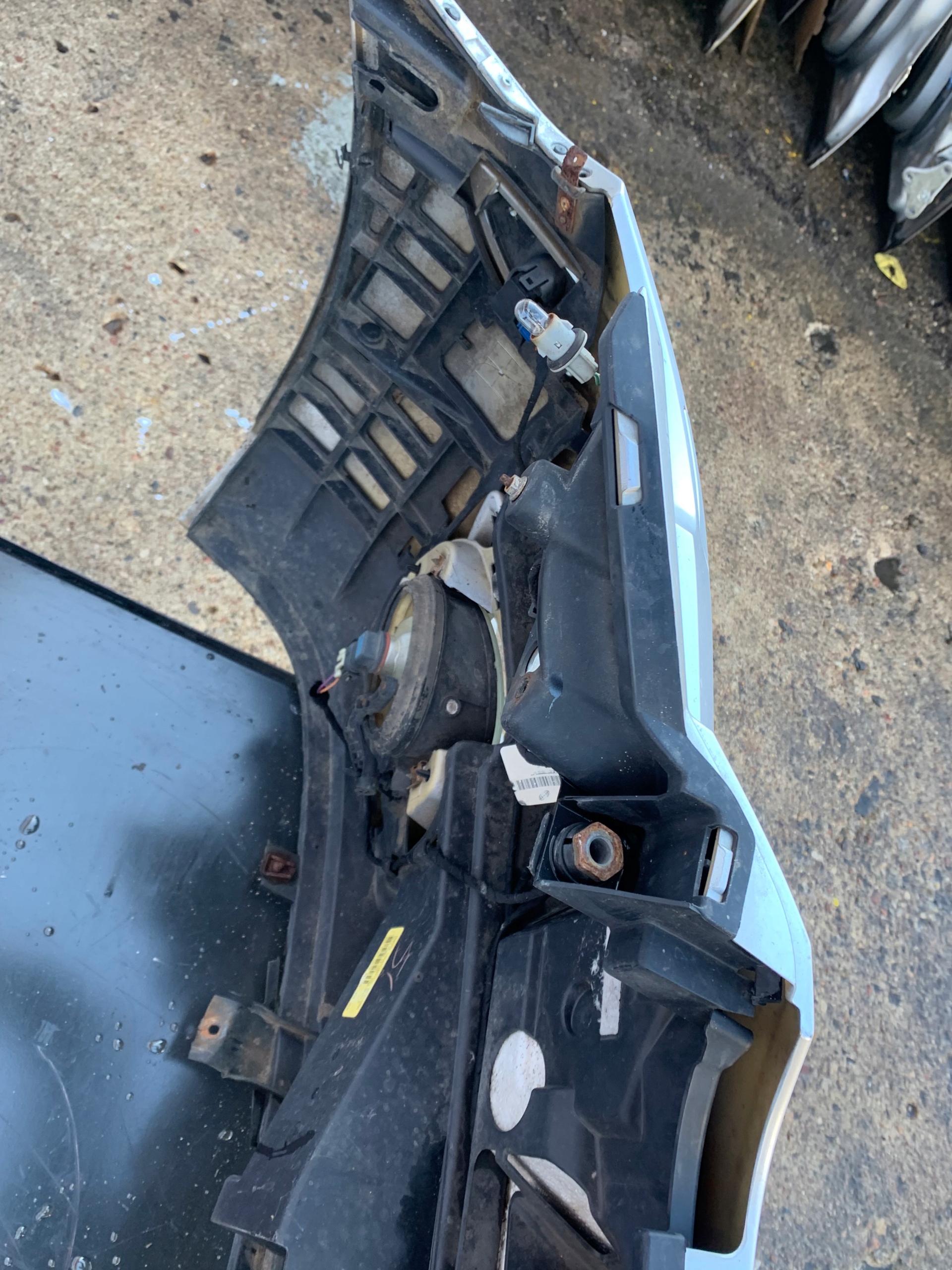 Mercedes r-class W251 bumper front front c775 775