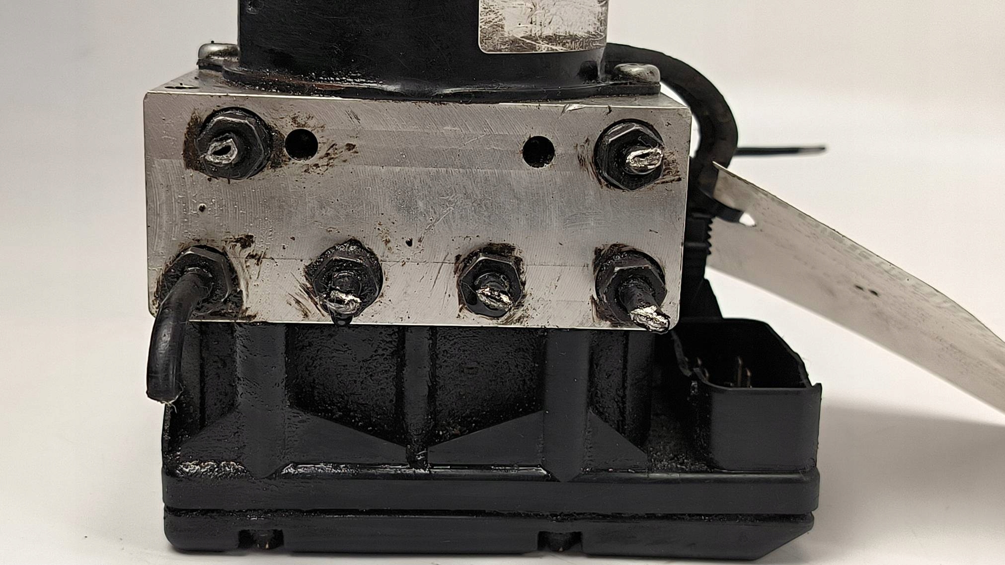 pump ABS brake 1J0907379R VOLKSWAGEN BORA