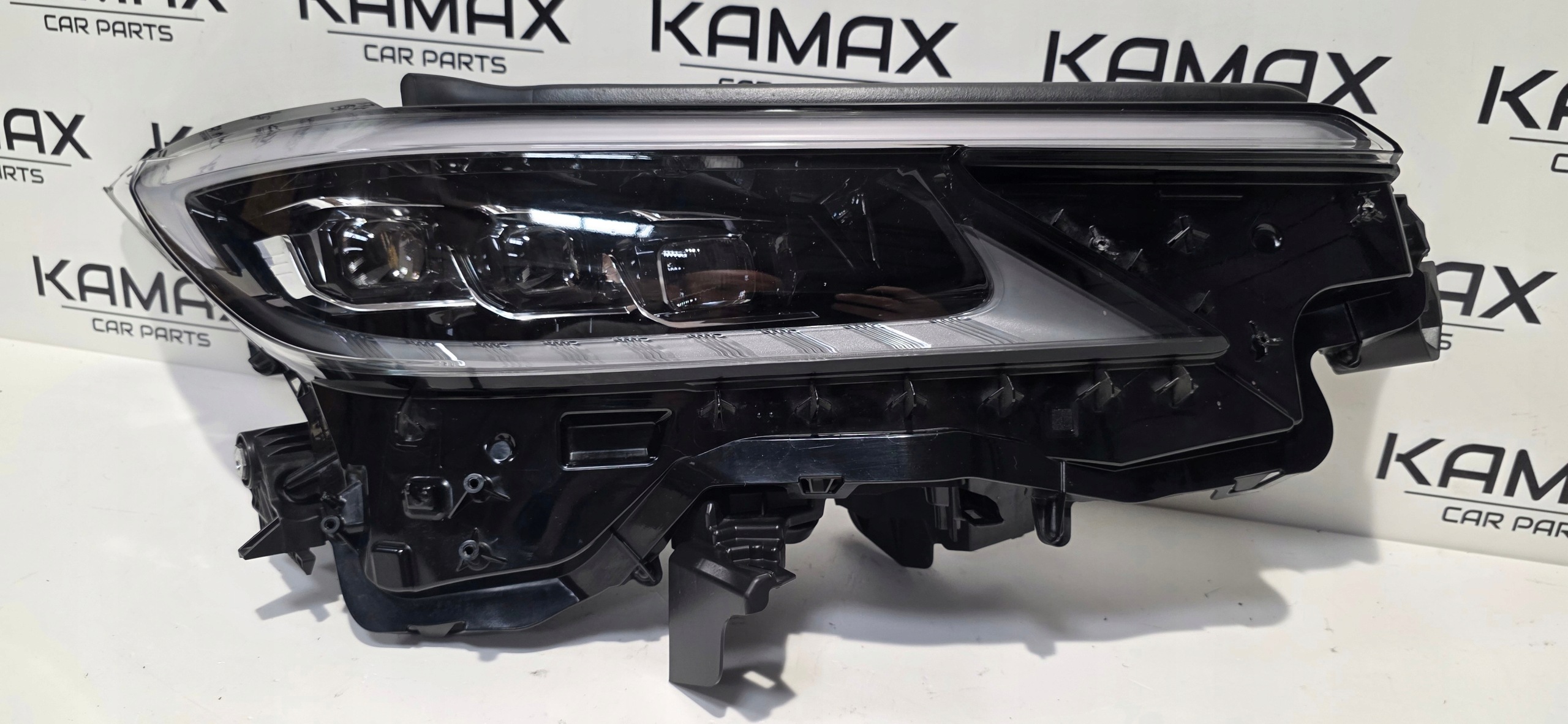 light right front FULL LED LEXUS LM II 23- original EUROPA 81110-V2150