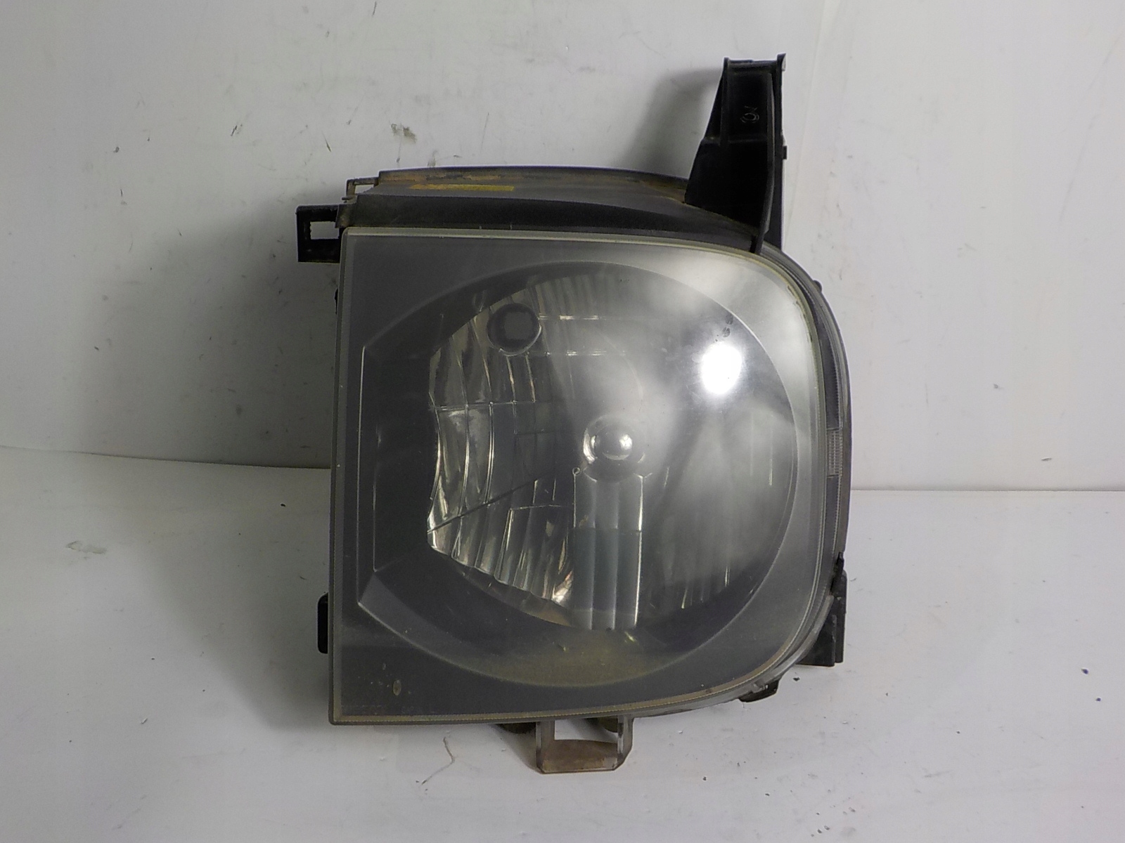 NISSAN CUBE Z11 XENON light left front front UK
