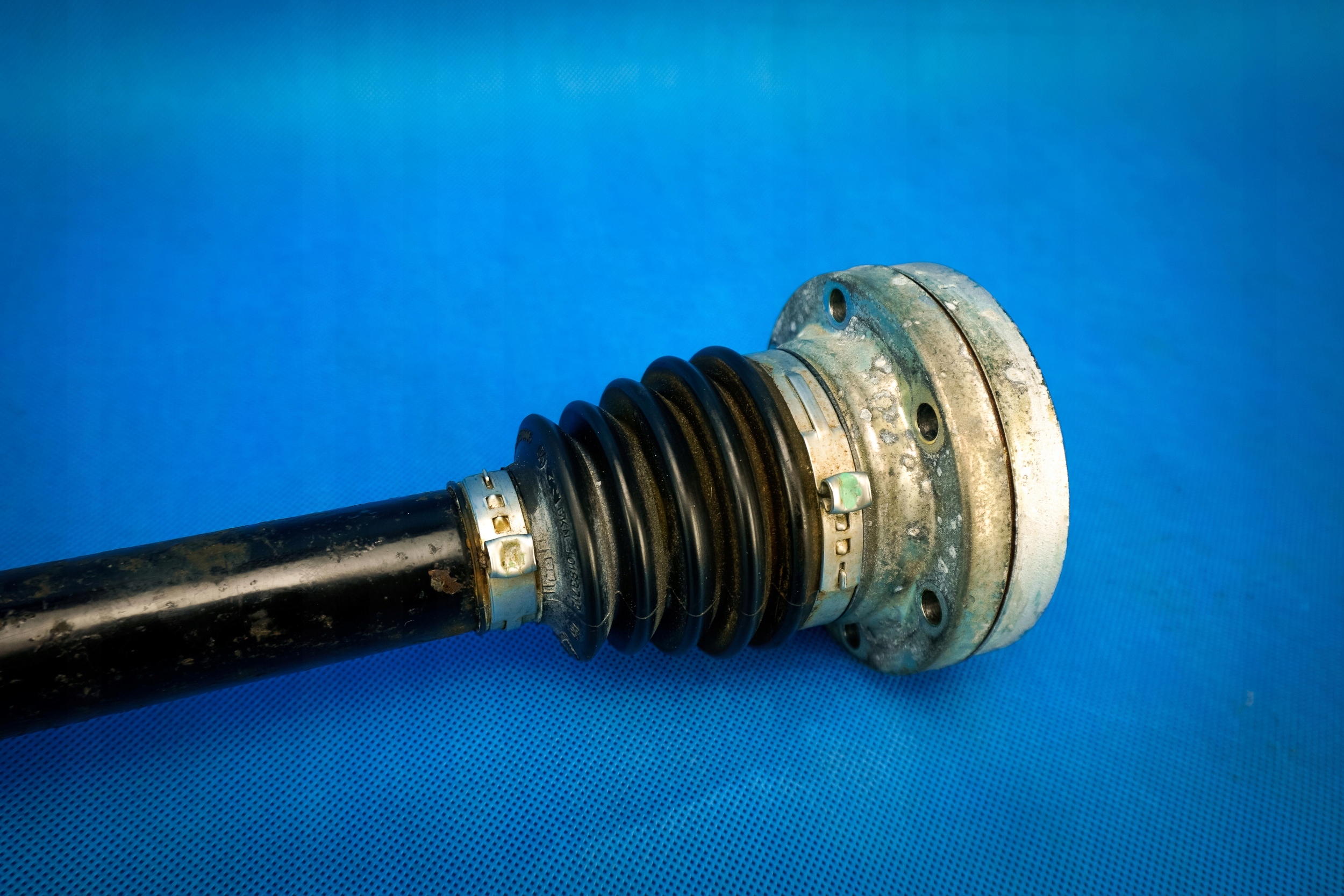 semi-axis rear Audi A4 8K A5 8T 8K0501203M