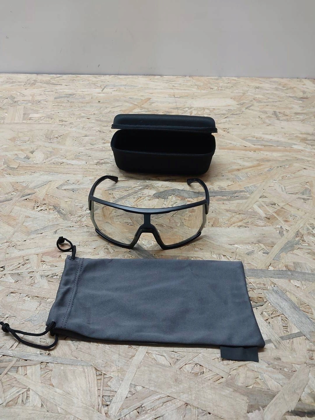 OKULARY ROWEROWE UVEX SPORTSTYLE 235 V Model Sportstyle 235 V