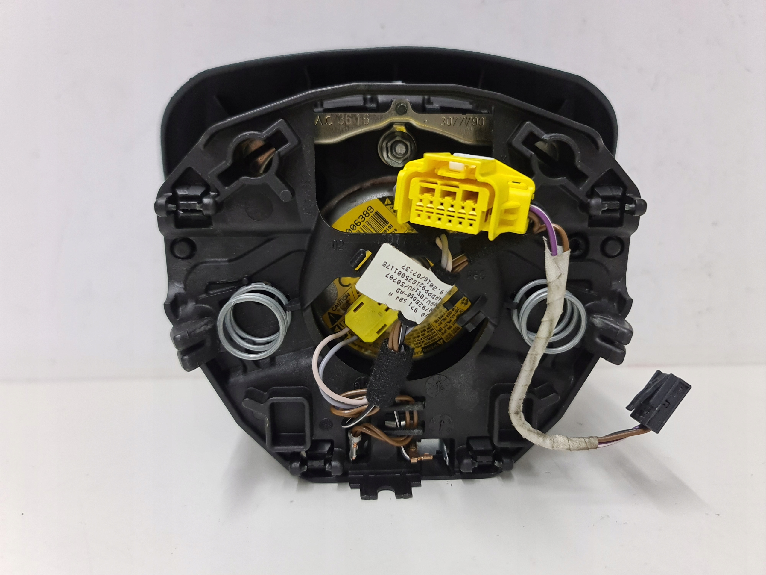 PODUSZKA KIEROWNICY SKODA OCTAVIA III 5E0880201B Numer katalogowy części 5E0880201B