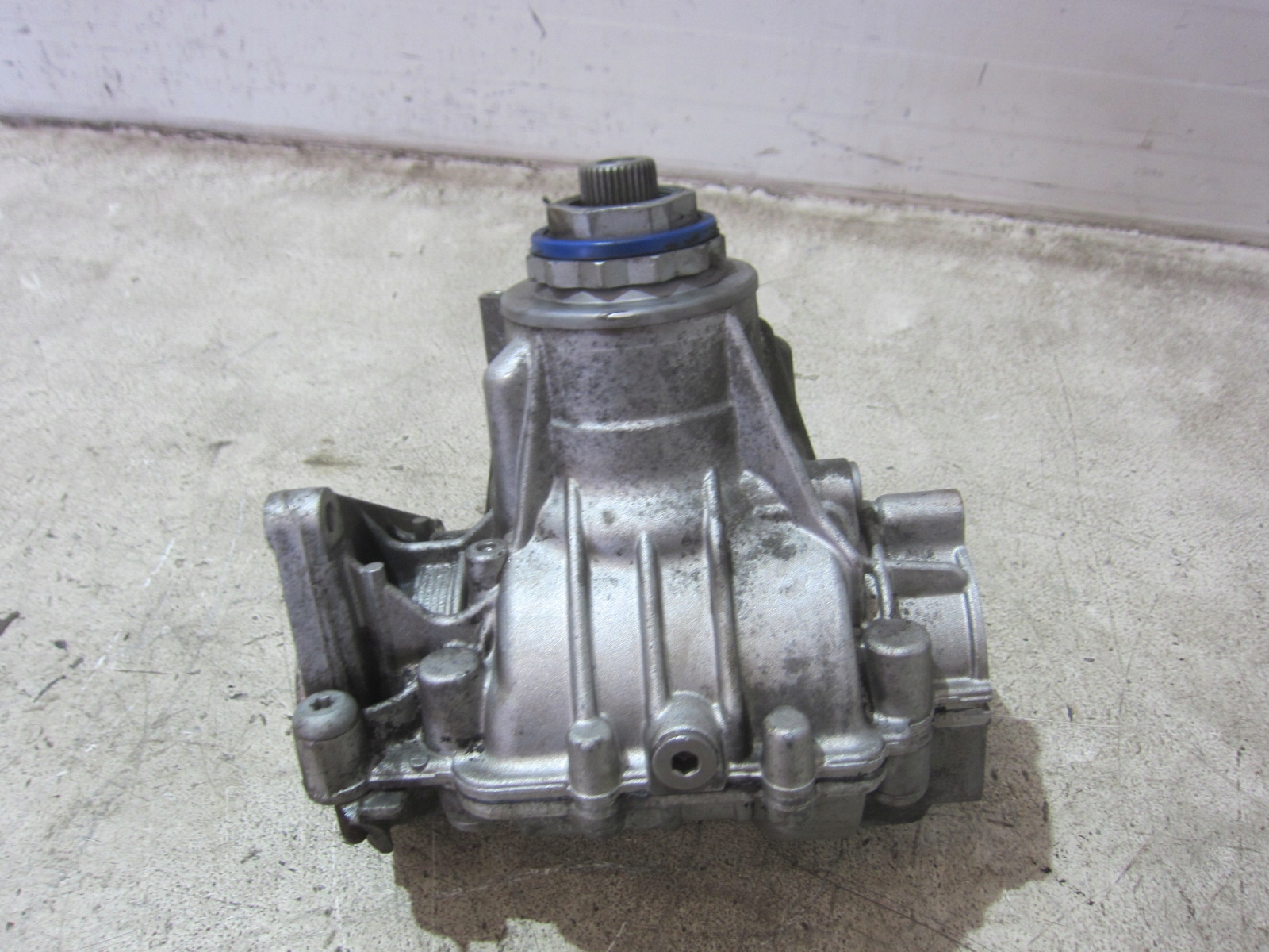 BMW X1 F48 B46 REDUKTOR gearboxes diff differential front for CZESCI 27107646889