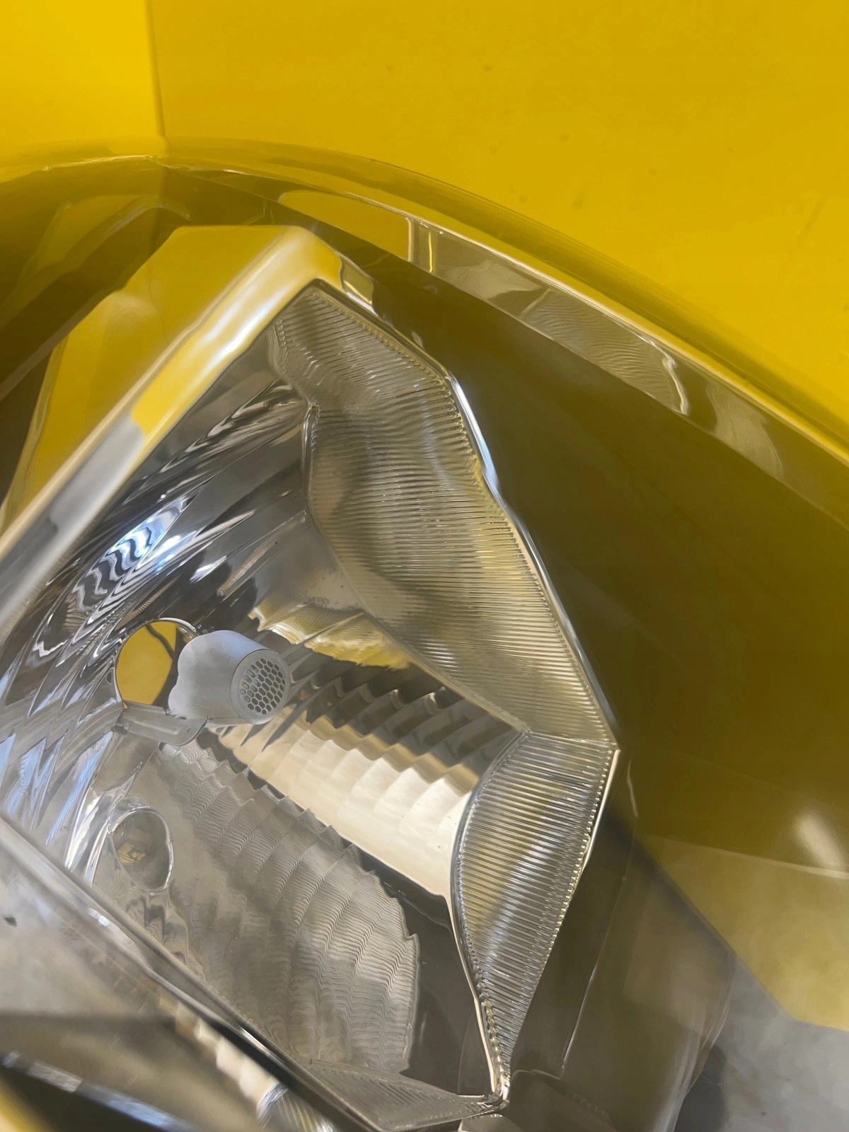light right front VW T6 Transporter 7E 15- 7E1941006