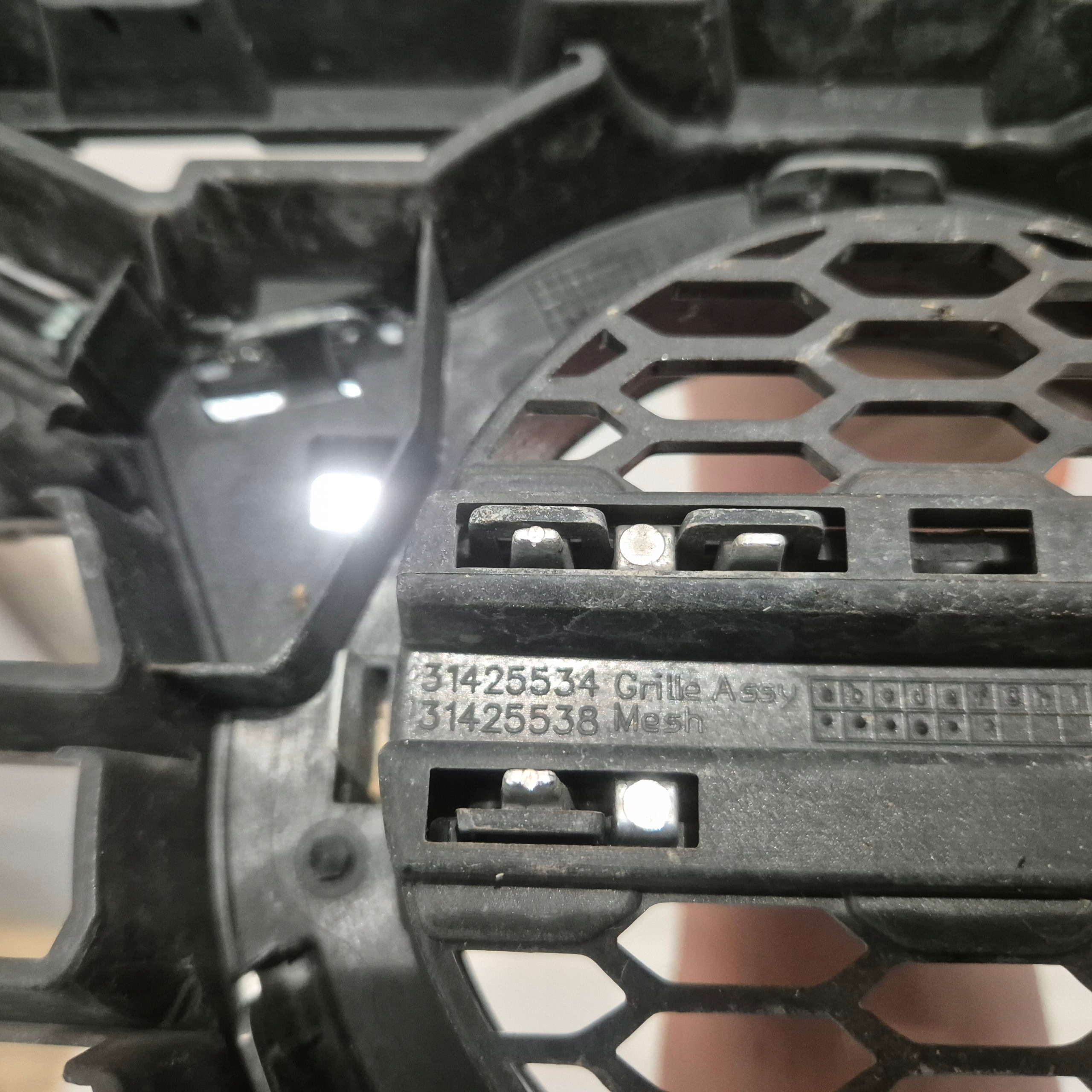 Volvo XC60 Kühlergrill FRONTGRILL Kühlergitter 31425538 - Thumbnail 6