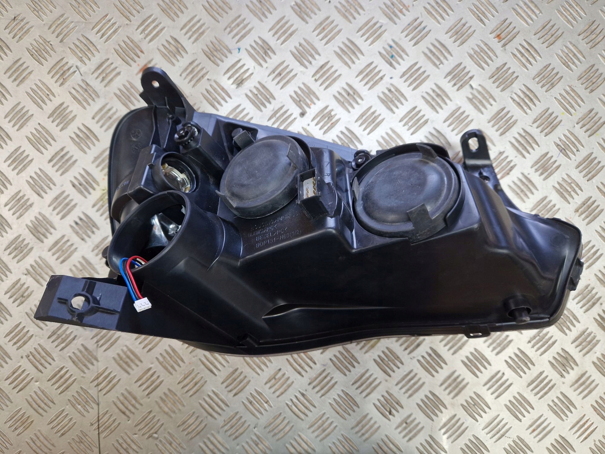 light left front OPEL CORSA C 2000R-> replacement