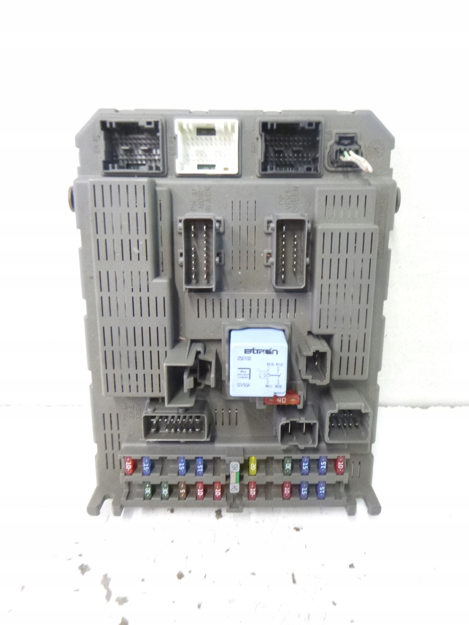 Module BSI Module fusibles Citroen C5 3.0 2002r. 9645352980