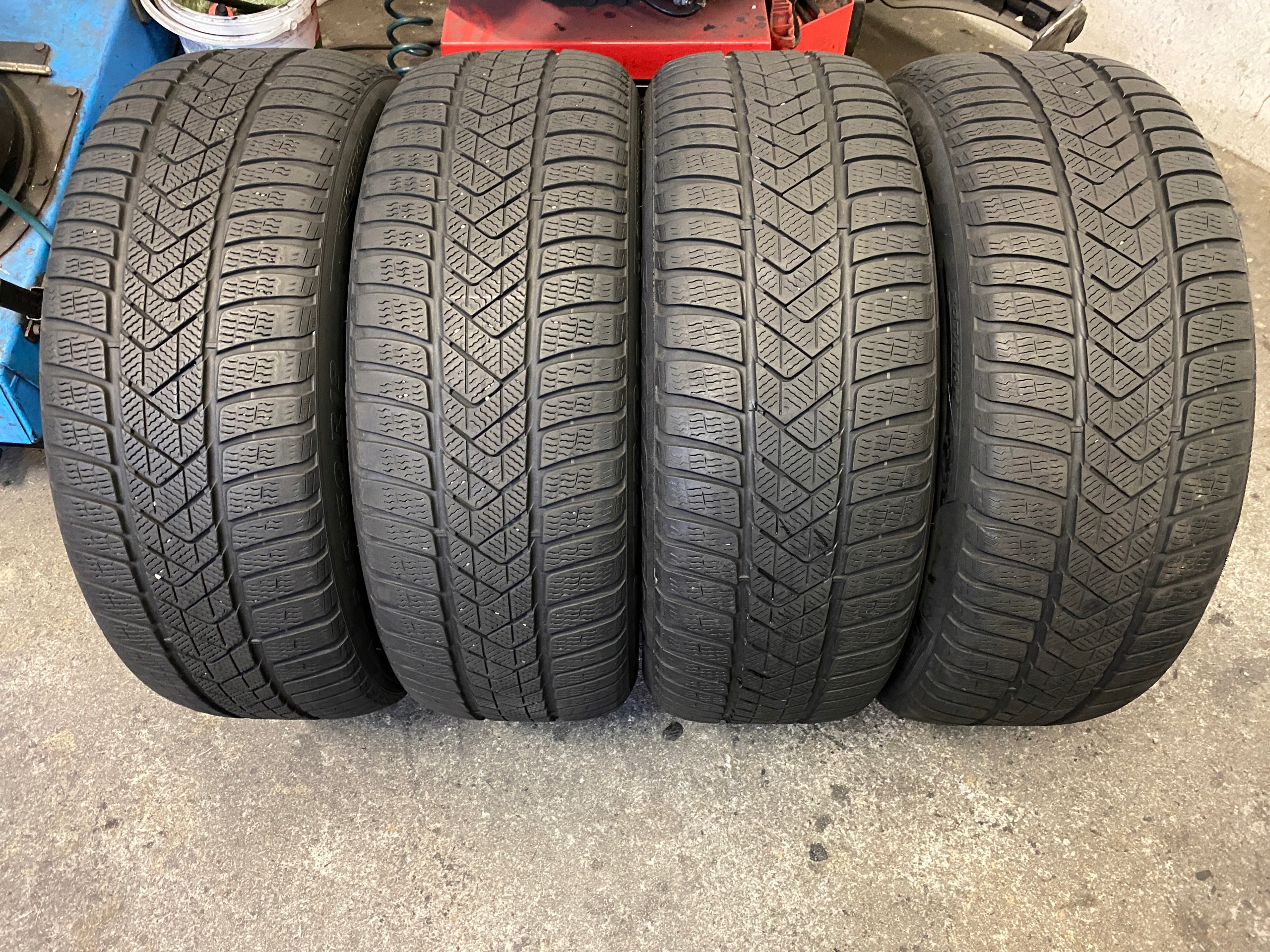 4 tyres winter 245/50R19 Pirelli Sottozero 3 Run Flat 6mm