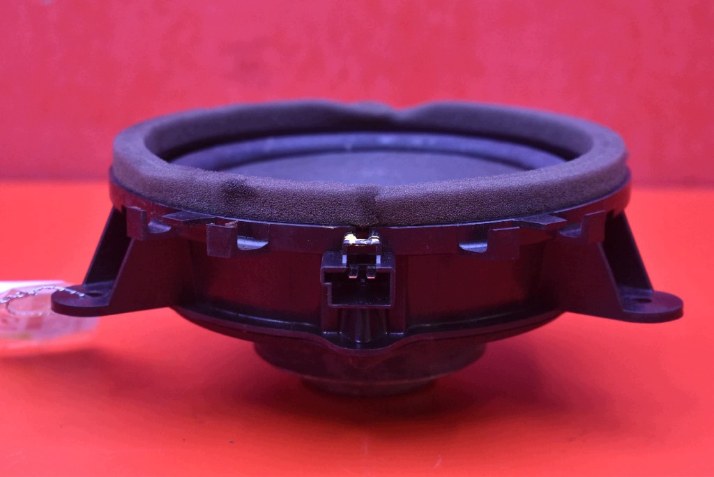 speaker left front 30657445 VOLVO V60 1 and 10-13