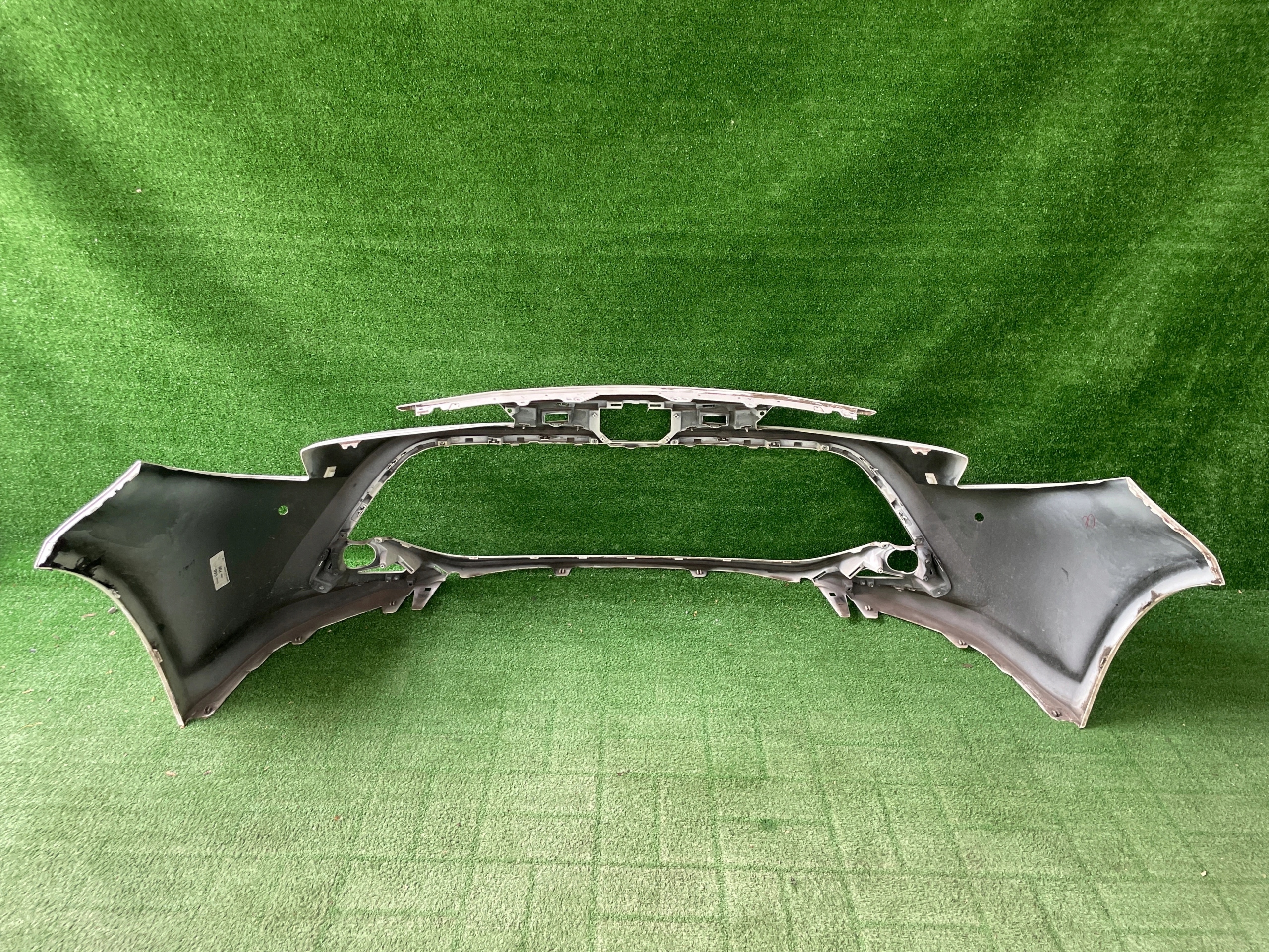 TOYOTA COROLLA E21 STOSSSTANGE VORNE VORNE