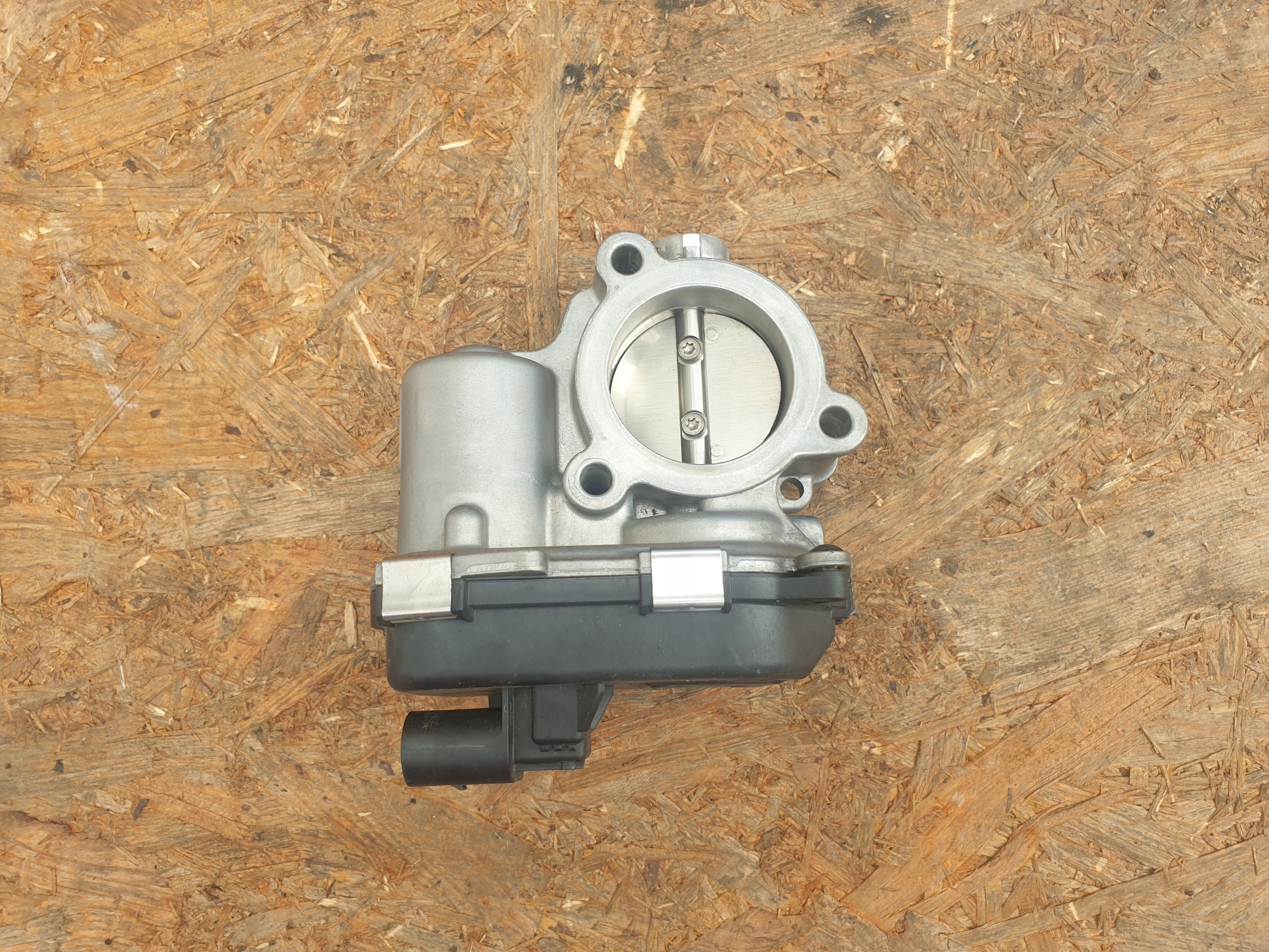 throttle flap VW AUDI 1.0TSI 05C133062A